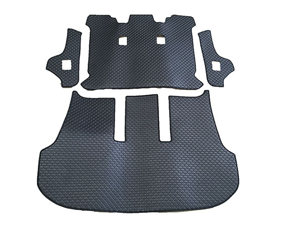 พรมปูพื้นเข้ารูป 100% ลายกระดุม สำหรับรถ รุ่น ALL NEW TOYOTA FORTUNER 2015