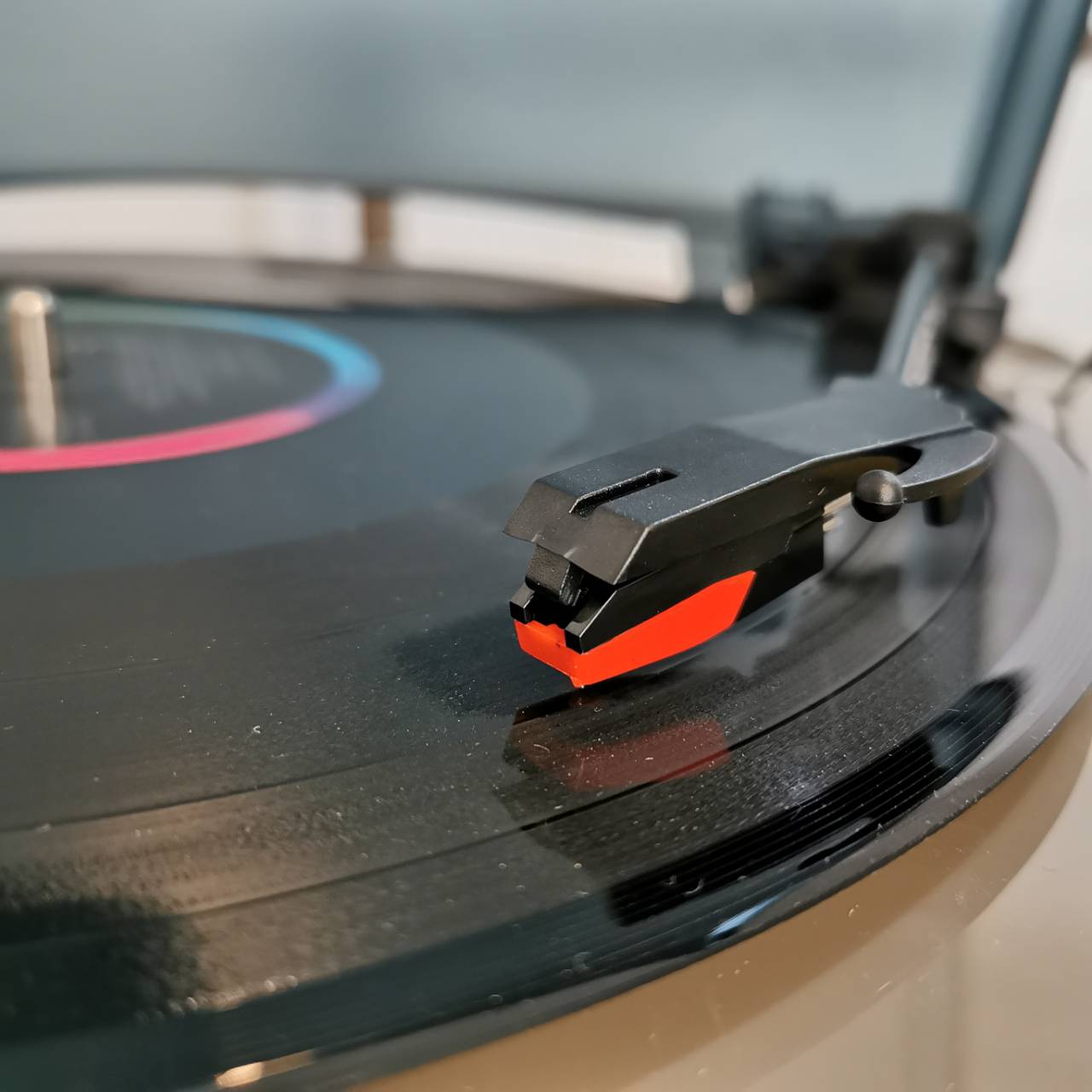 หัวเข็มสำรองเครื่องเล่นแผ่นเสียง หัวเข็มสำรองเครื่องเล่นแผ่นเสียง สำหรับเครื่องเล่นแผ่นเสียง (ปลายเข็มแดง)