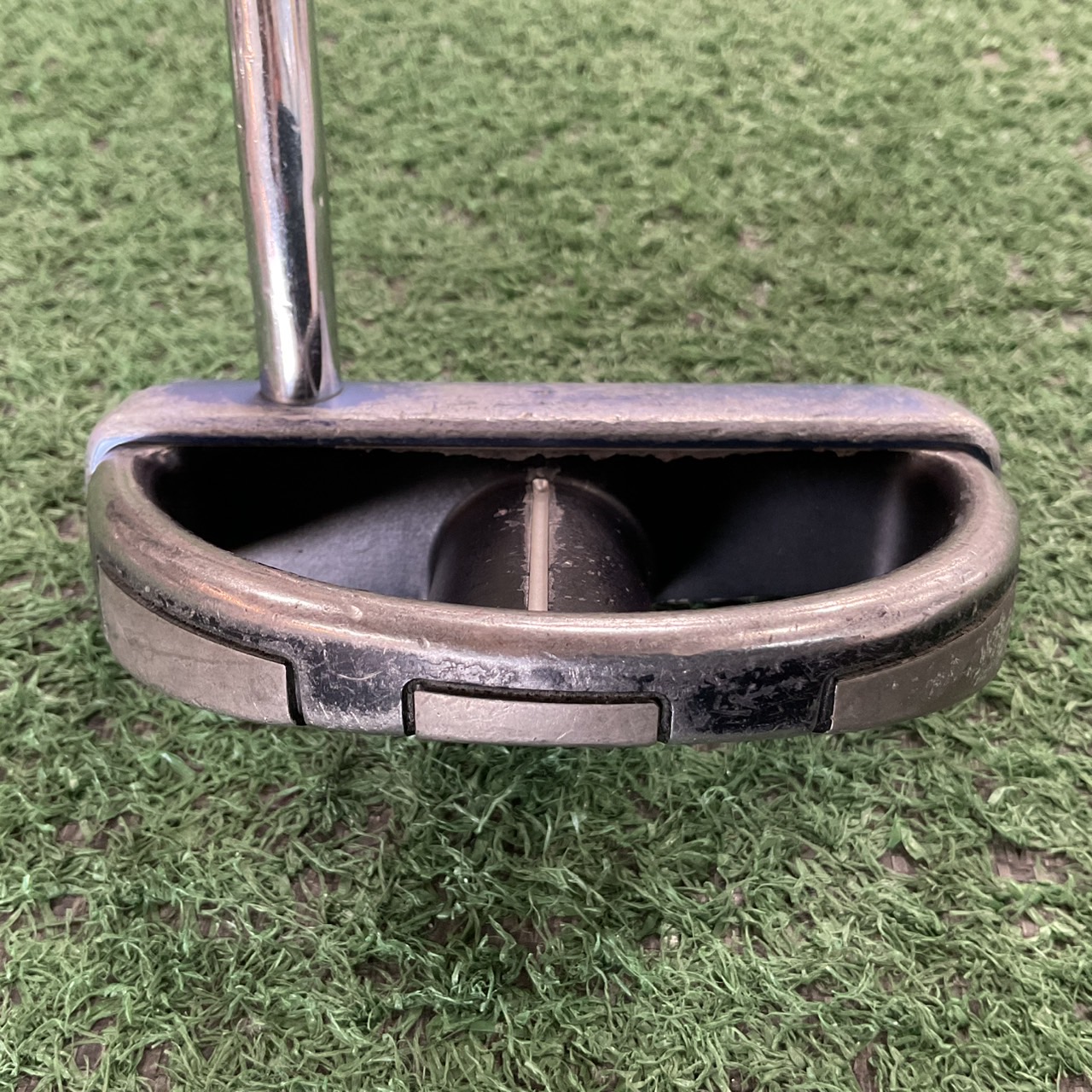 PUTTER BRIDGESTONE : TOURSTAGE ViQ III ก้านเหล็ก