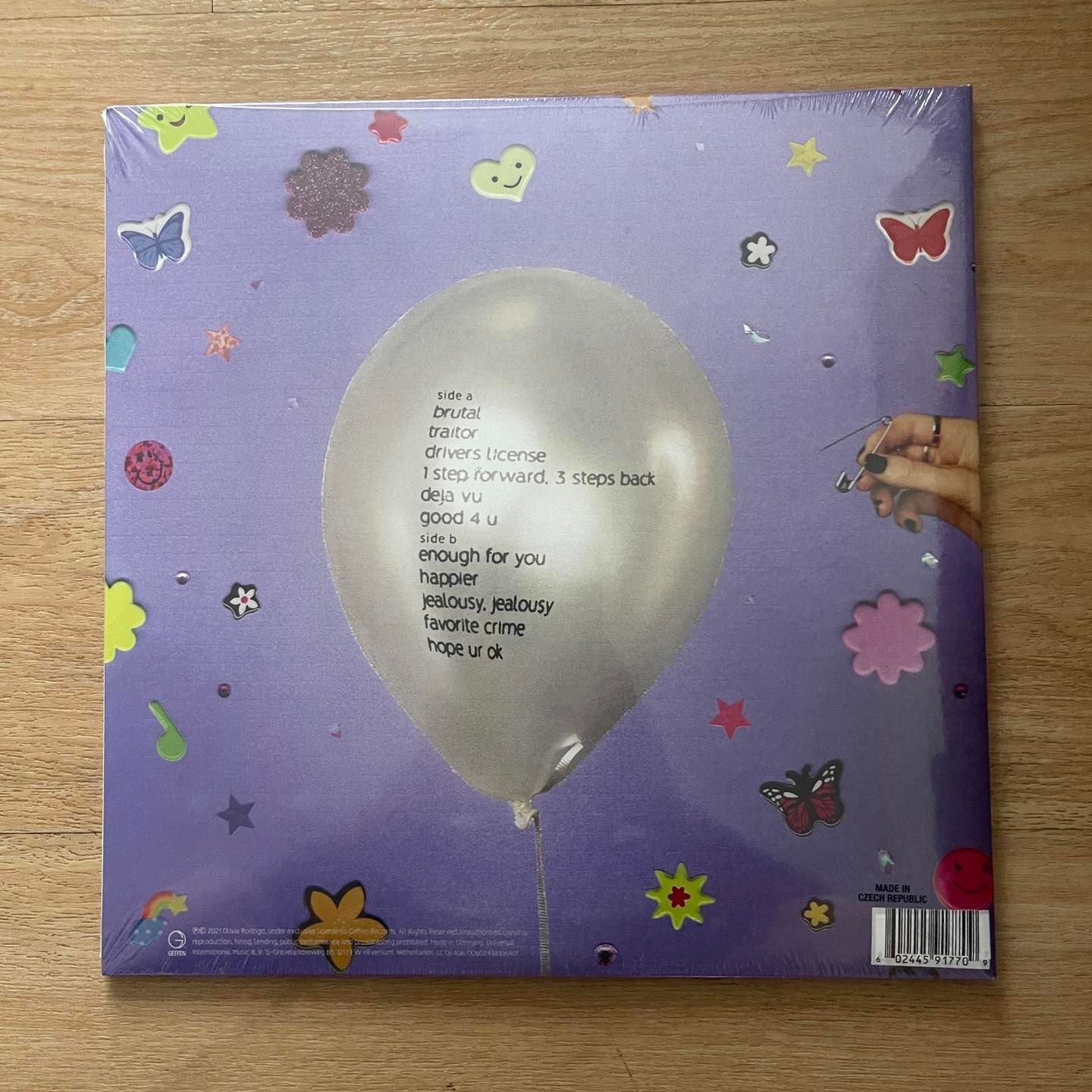 แผ่นเสียง olivia sour *Limited Edition Light Blue Transparent แผ่นเสียงมือหนึ่ง ซีล