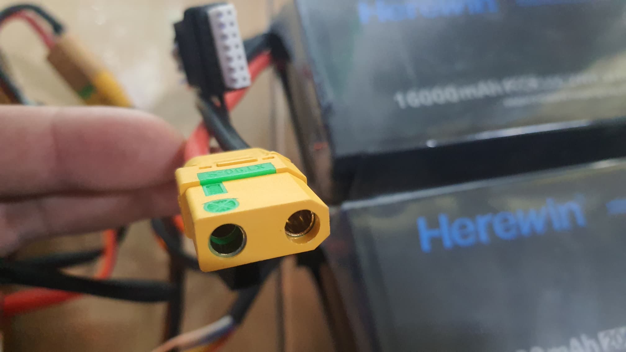 แบตเตอรี่โดรนเกษตร Herewin 6S 16000mAh 20C XT90S