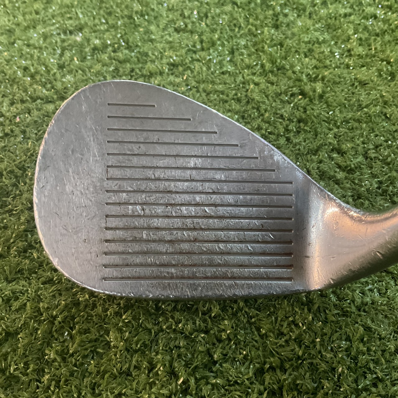 WEDGE NIKE : 56°/16 ก้านเหล็ก