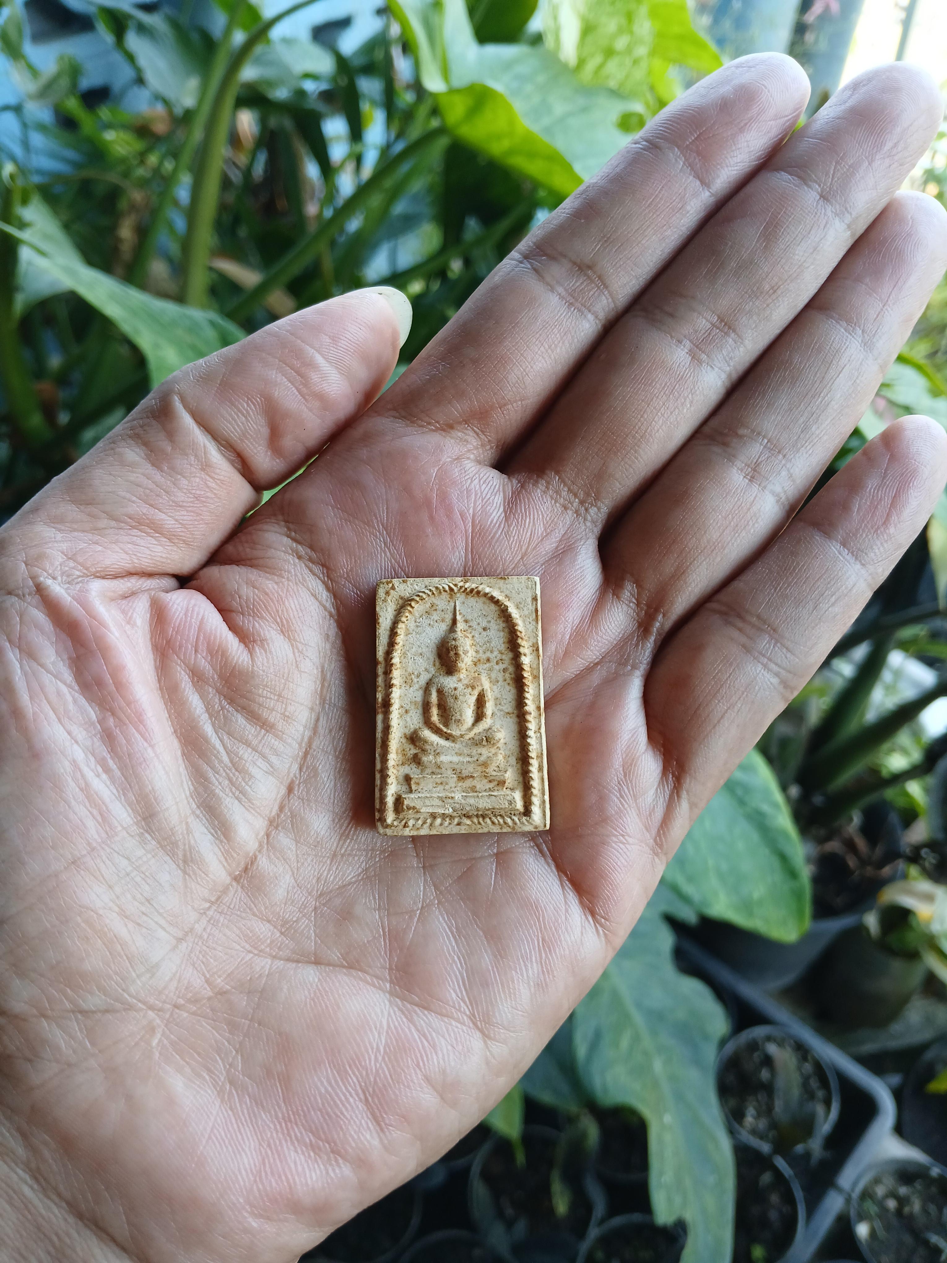 พระสมเด็จเกลียวเชือก หลวงปู่จันทร์ วัดศรีเทพ จ.นครพนม