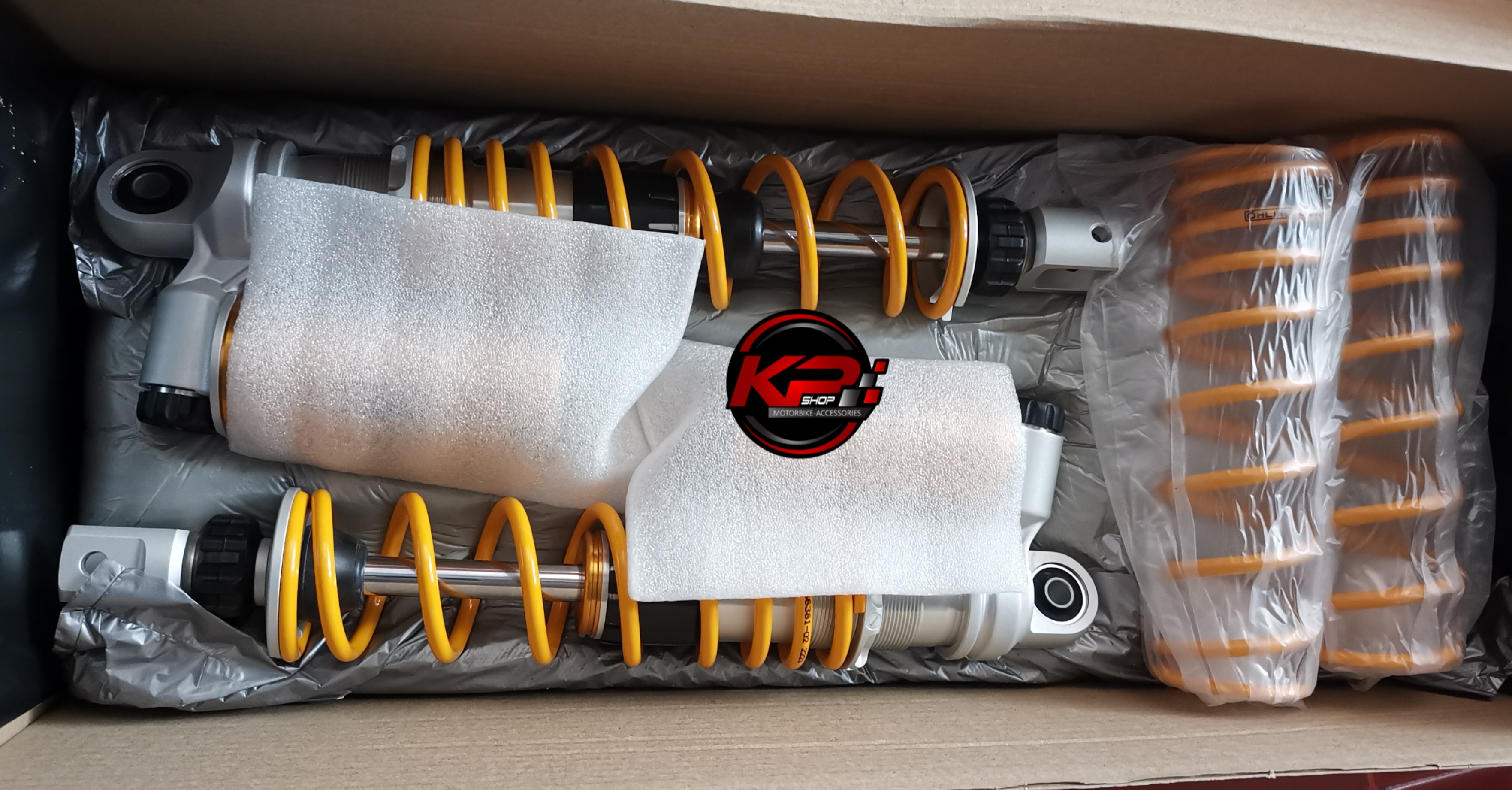 โช็คหลัง OHLINS FOR YAMAHA XMAX300 YA 740