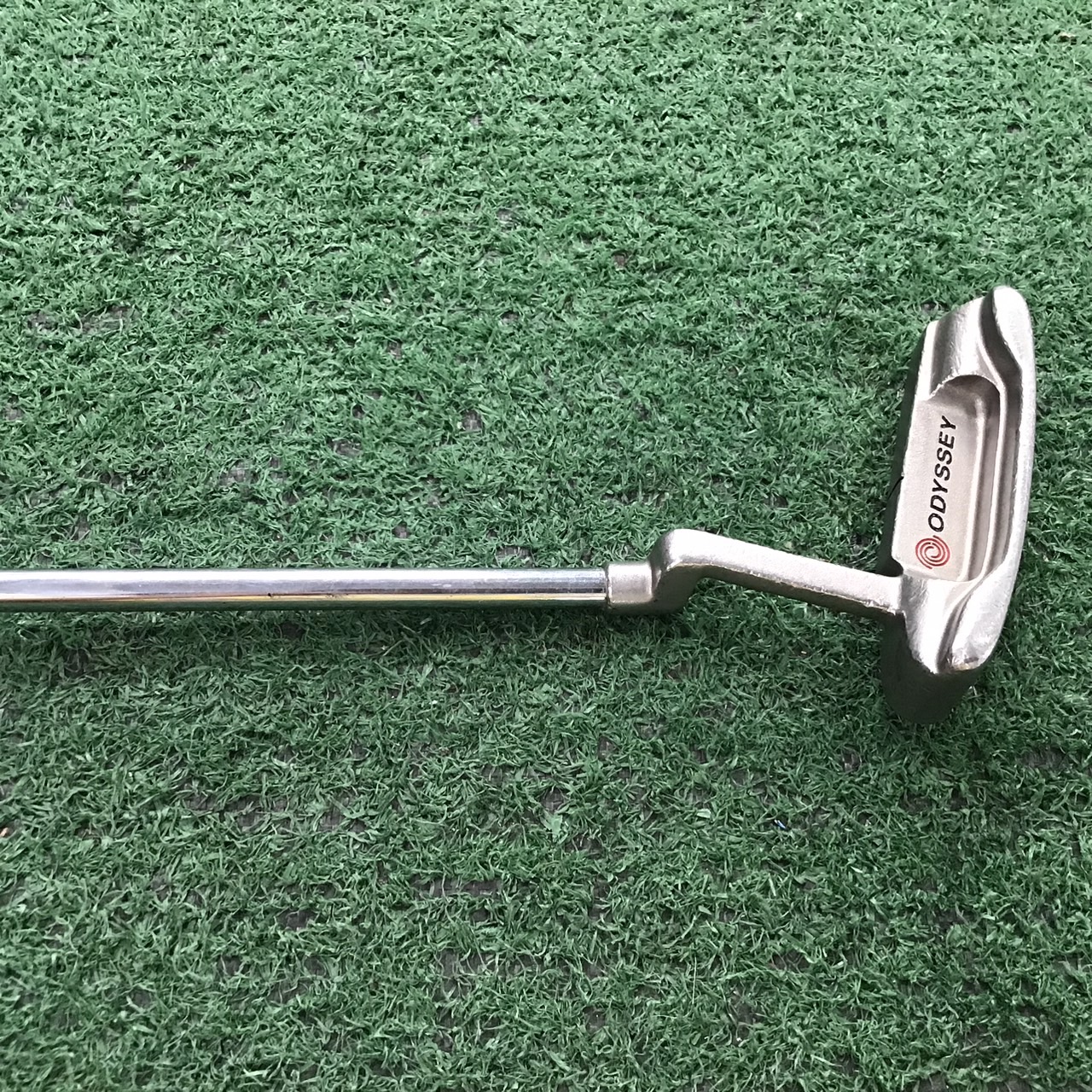 PUTTER ODYSSEY : DF™ 330 ก้านเหล็ก