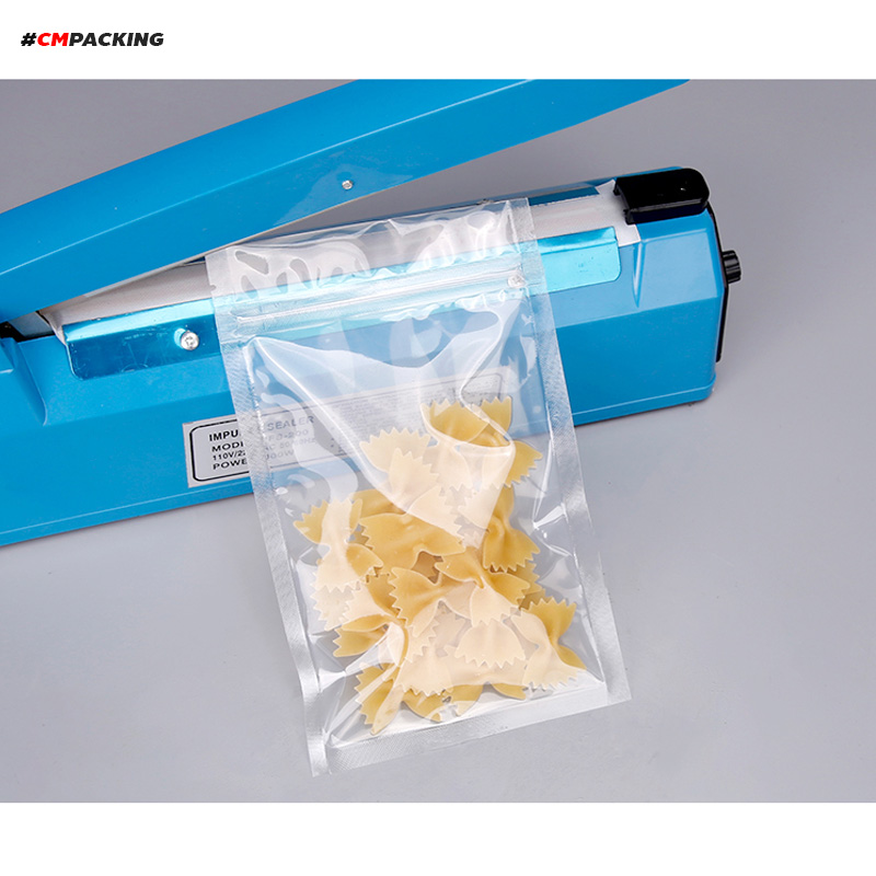 ถุงซิป ใสล้วน ก้นแบน ตั้งไม่ได้ (50ใบ)