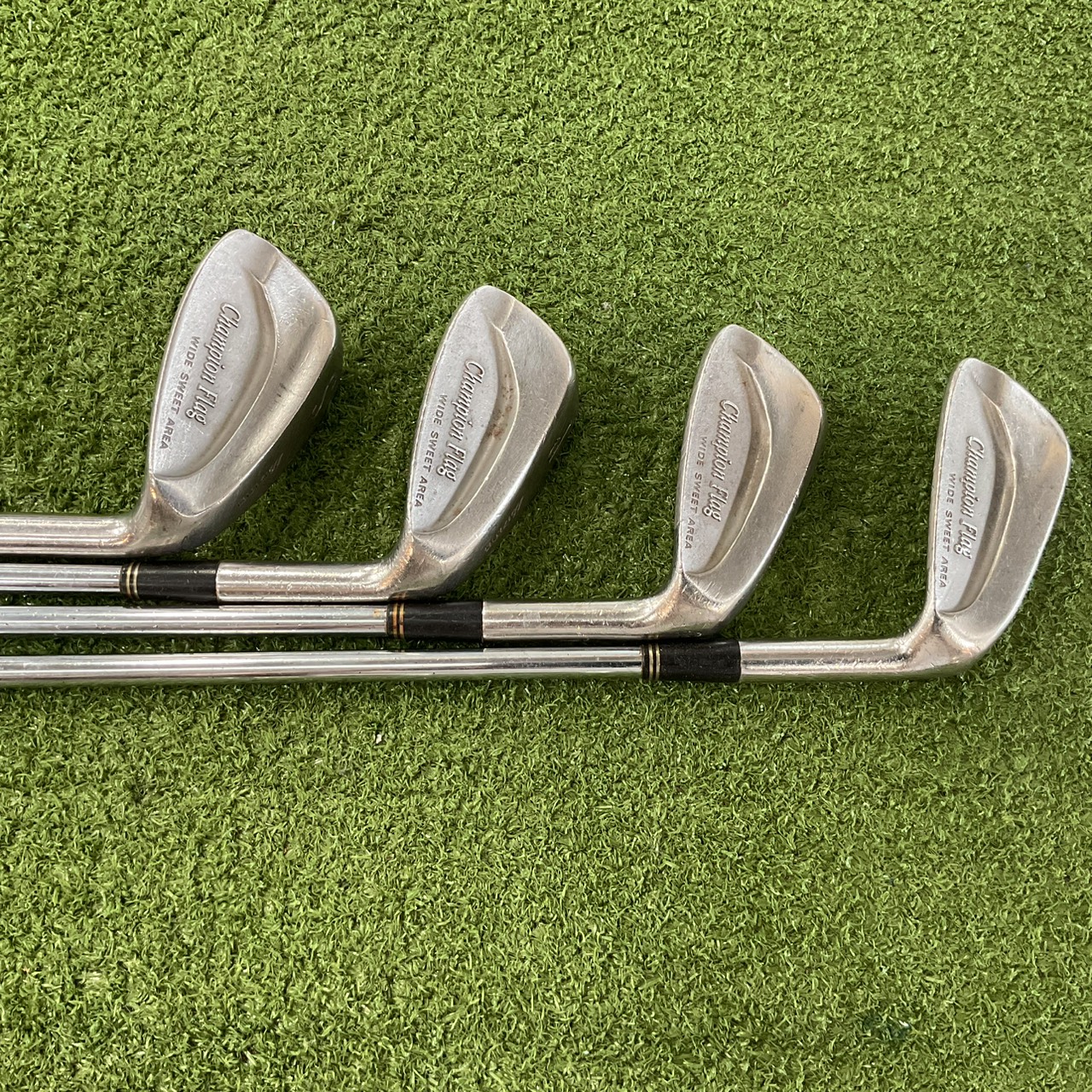 ไม้กอล์ฟ Mizuno : Champion Flag ก้านเหล็ก