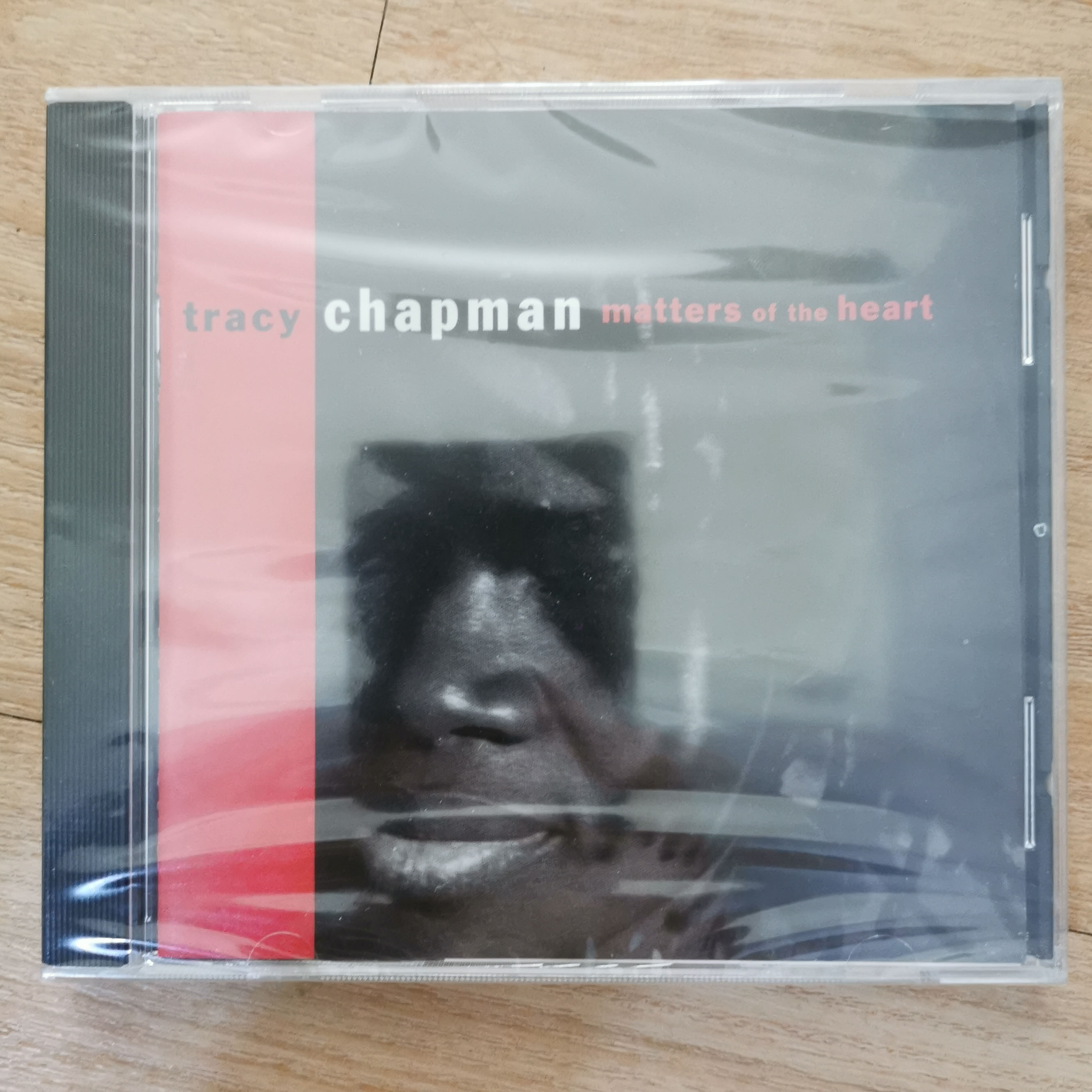 CD ซีดีเพลง Tracy Chapman – Matters Of The Heart