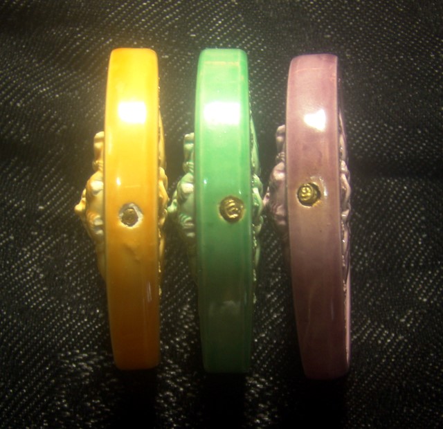 องค์จตุคาม รุ่นอภิปัญญามหาเศรษฐี ปี 2550 ชุดเนื้อกระเบื้องเคลือบ ครบ 3 สี พร้อมกล่อง พุทธศิลป์ท่าน อ.เฉลิมชัย โฆษิตพิพัฒน์