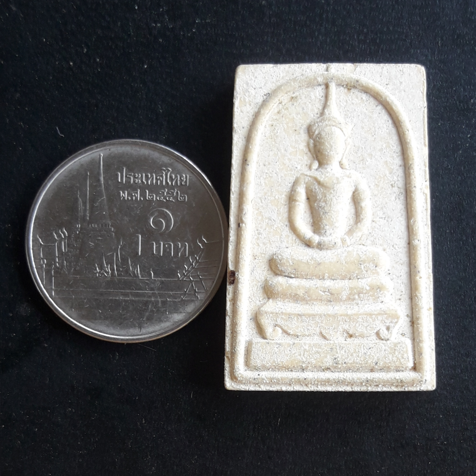 พระสมเด็จ วัดช้าง พิมพ์พระพุทธ เนื้อผง หลังปั๊มช้างแดง