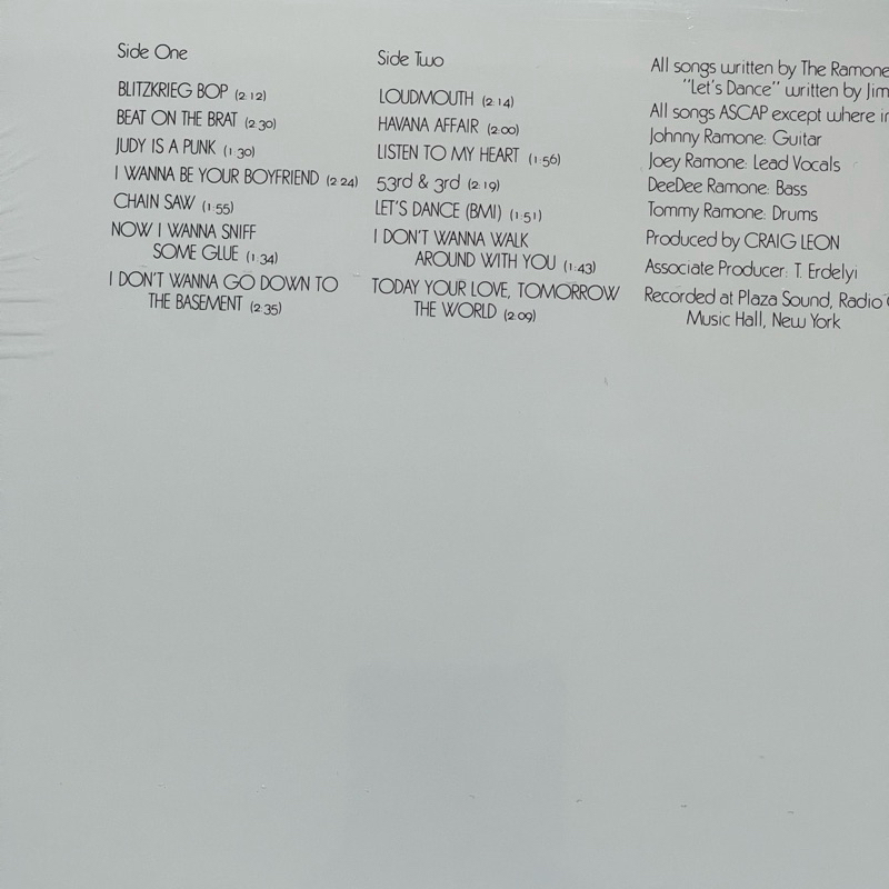 แผ่นเสียง Ramones - Ramones ,Vinyl, LP, Album, Reissue, Remastered, Stereo, 180 Gram,มือหนึ่ง ซีล