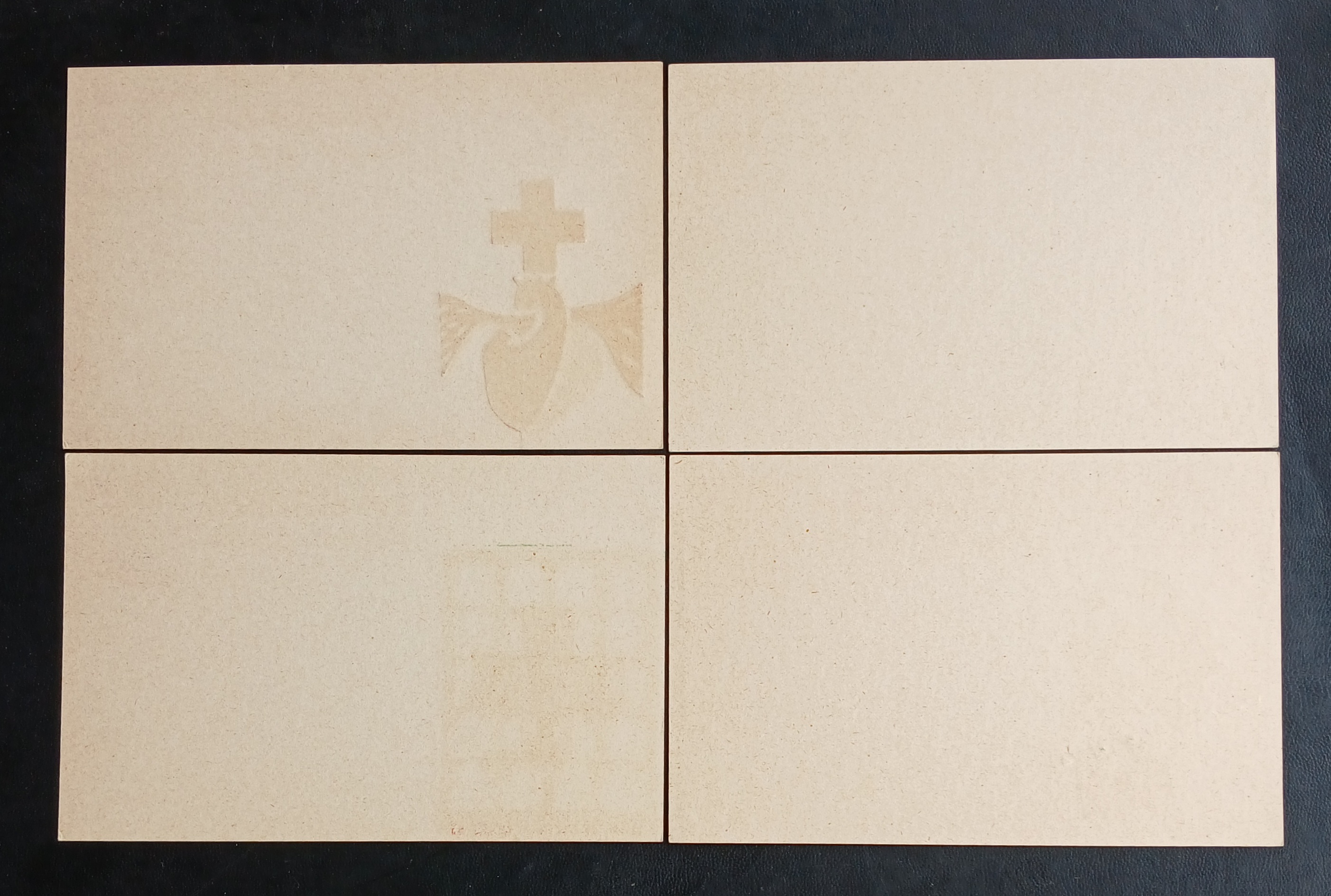 POST CARD ไปรษณียบัตร ในหลวง ร.9 พิมพ์แสตมป์พระรูป ชุด5 และวาระที่ระลึก จำนวน 4 ใบ ไม่ผ่านการใช้ น่าสะสมครับ [pc1]