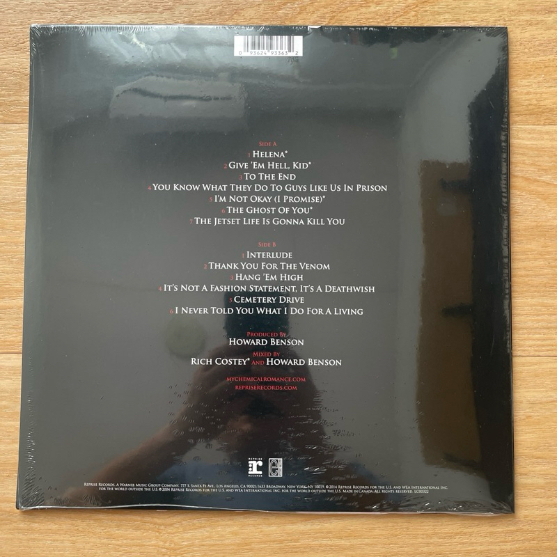 แผ่นเสียง My Chemical Romance – Three Cheers For Sweet Revenge , Vinyl, LP, Album, Canada มือหนึ่ง *สันปกหลังมีรอยนิด