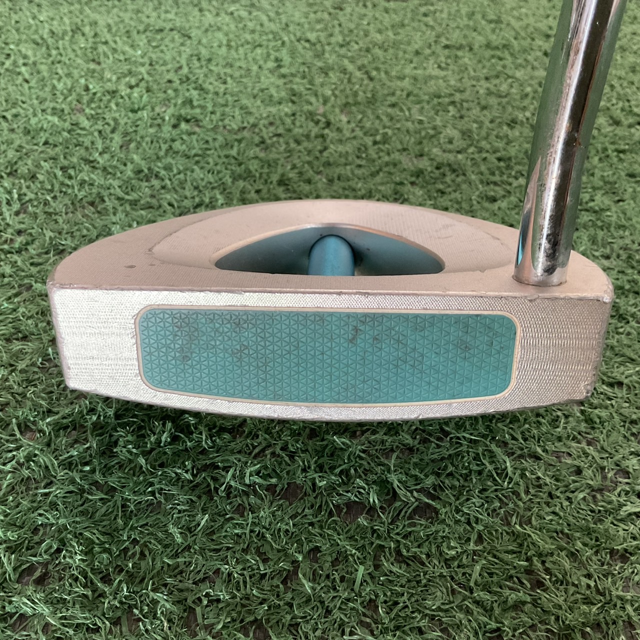 PUTTER BRIDGESTONE : TOURSTAGE ViQ CL TF-2 ก้านเหล็ก