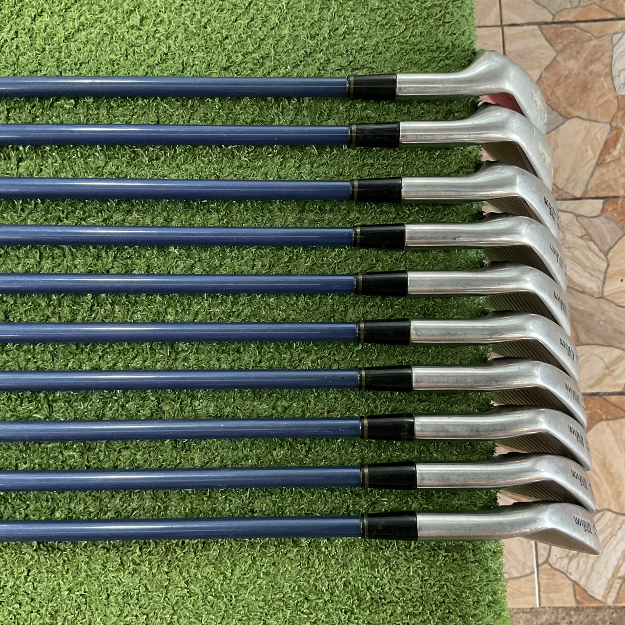 ไม้กอล์ฟ Wilson : JET BRIGHT / PERIMETER ก้านกราไฟร์