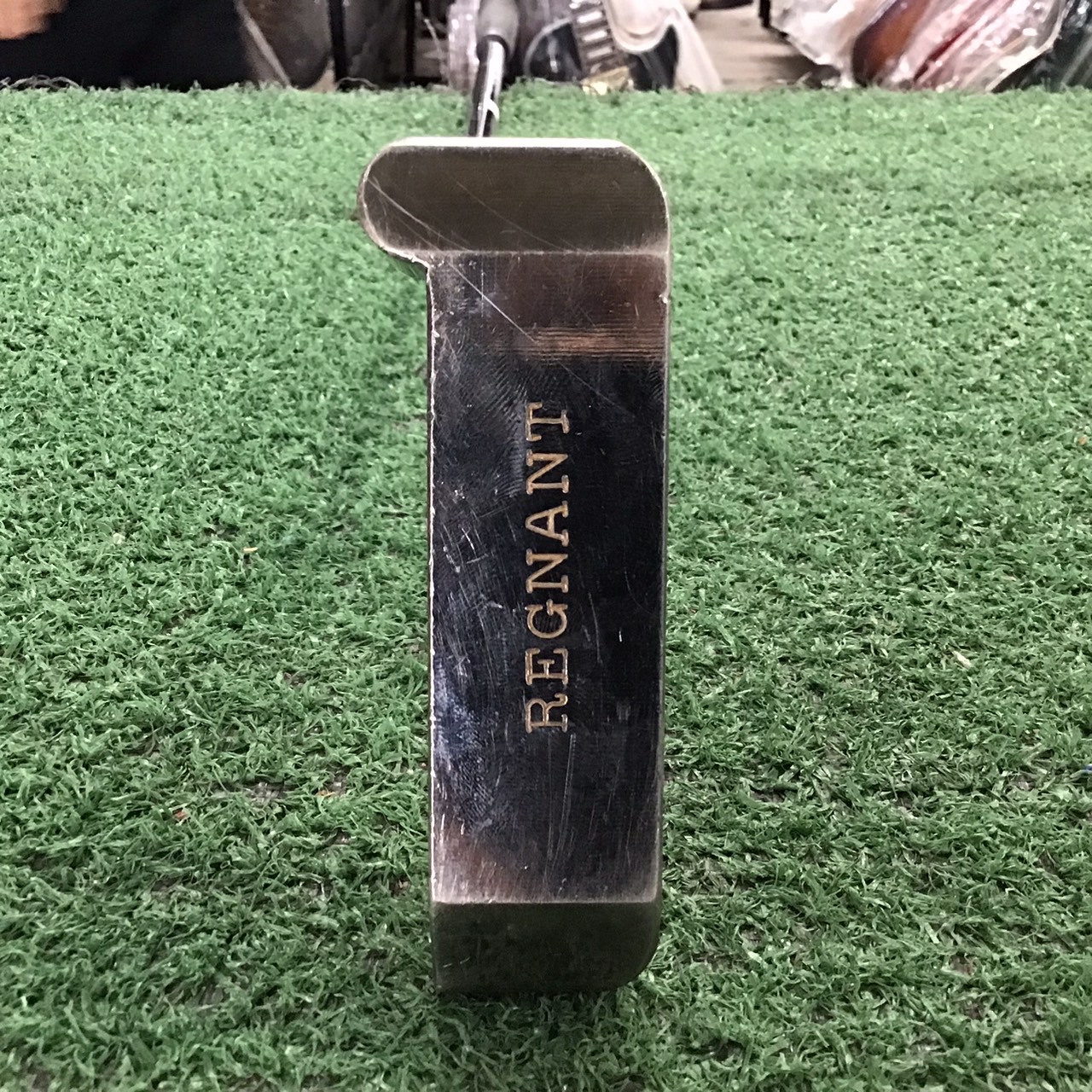 PUTTER REGNANT ก้านเหล็ก