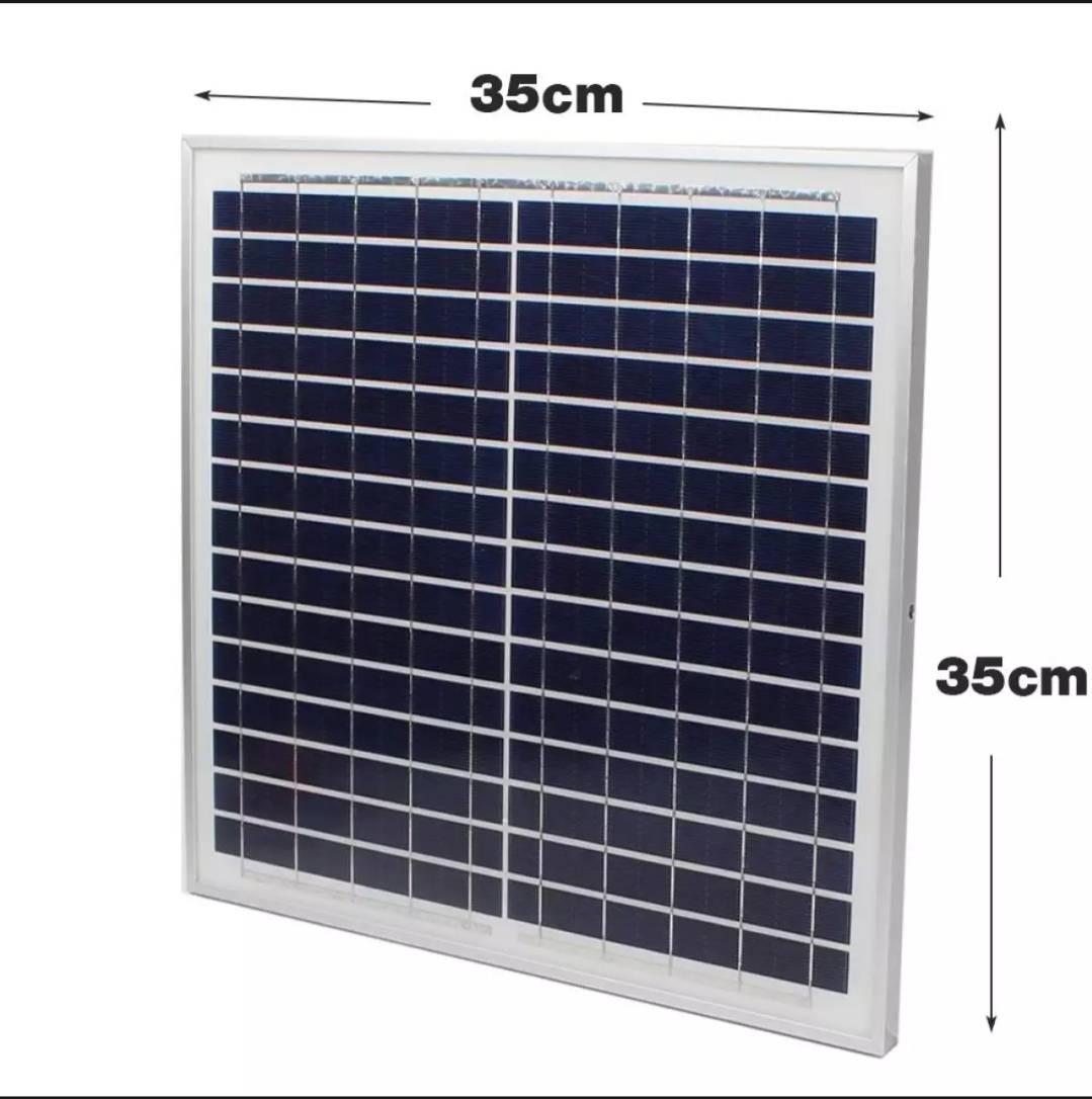 พัดลมตั้งพื้นโซล่าเซลล์ แบตเตอรี่ในตัว พร้อมแผงโซล่าเซลล์ ขนาด 16 นิ้ว กำลังไฟฟ้า 18W ปรับระดับเเรงลมได้ ใช้งานได้ 2 ระบบ โซล่าเซลล์เเละไฟบ้าน พัดลมพลังงานเเสงอาทิตย์