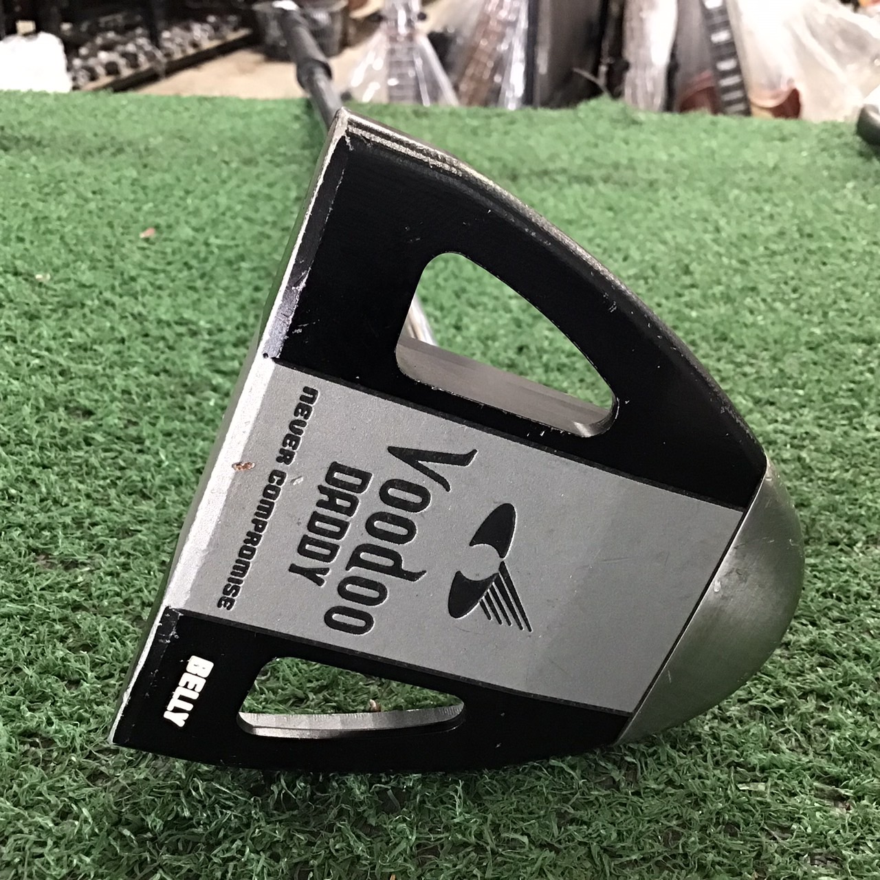 PUTTER Voodoo : DADDY BELLY ก้านเหล็ก