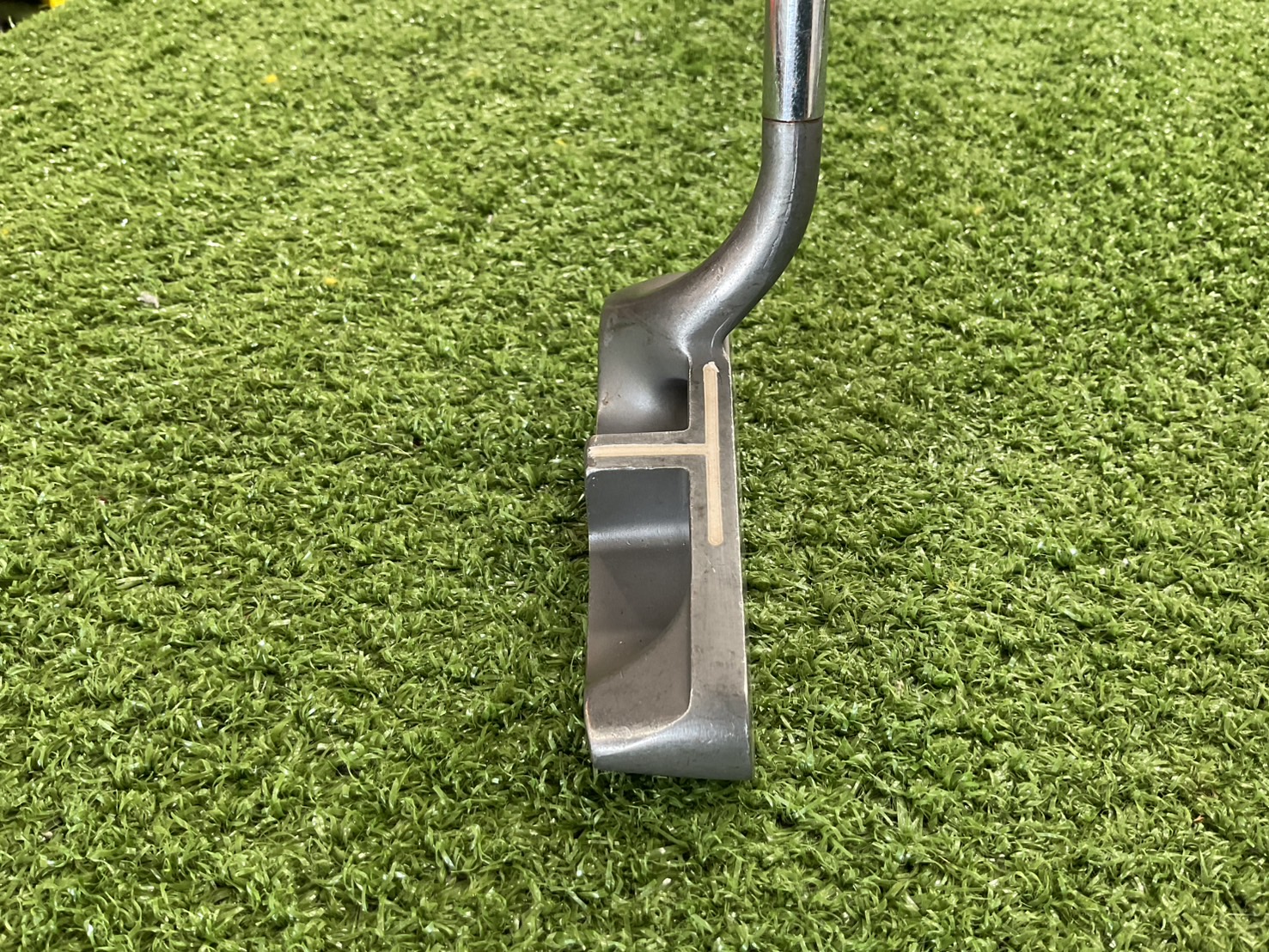 PUTTER T-line USA 03 ก้านเหล็ก