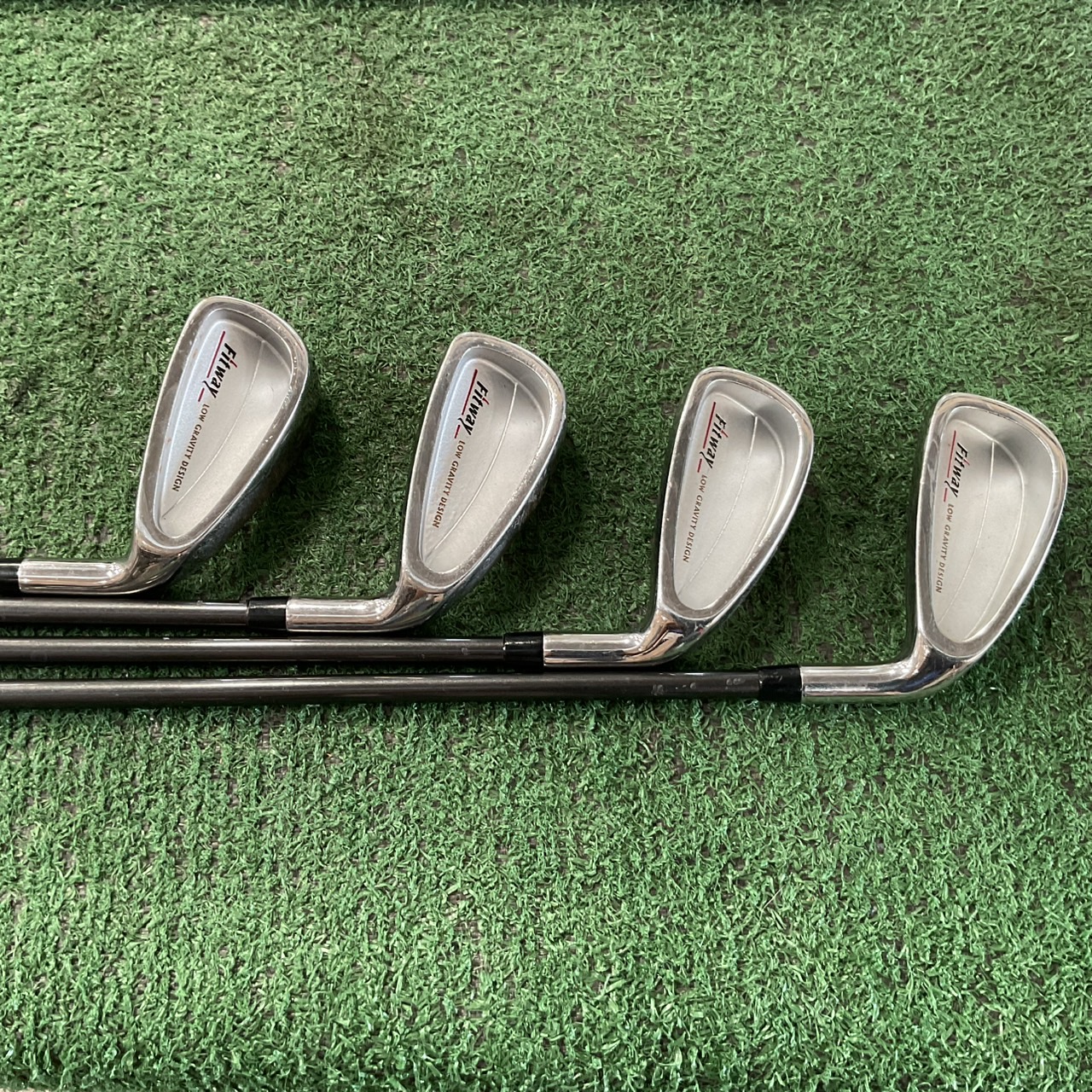 ไม้กอล์ฟ Fitway : LOW GRAVITY / 8056 ก้านกราไฟร์