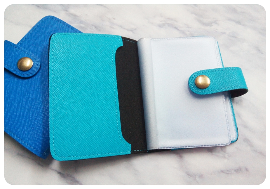 (LCH-0041) กระเป๋าใส่บัตรเคลือบ สีฟ้า Prada
