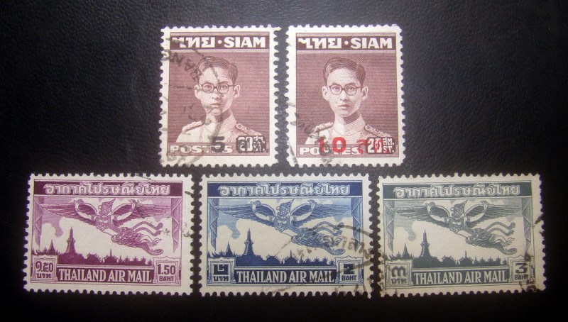 s2646-แสตมป์พระรูป ในหลวง รัชกาลที่ 9 สยาม พิมพ์แก้ราคา ปี 2498 ครบชุด + อากาศไปรษณีย์(ชุด4) ปี 2495 ครบชุด ใช้แล้ว ราคาเบา น่าสะสมครับ