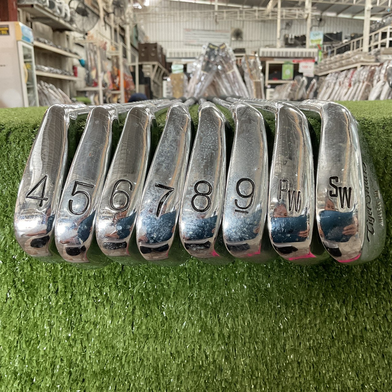 ไม้กอล์ฟ Tiger Shark : MARK III ก้านเหล็ก