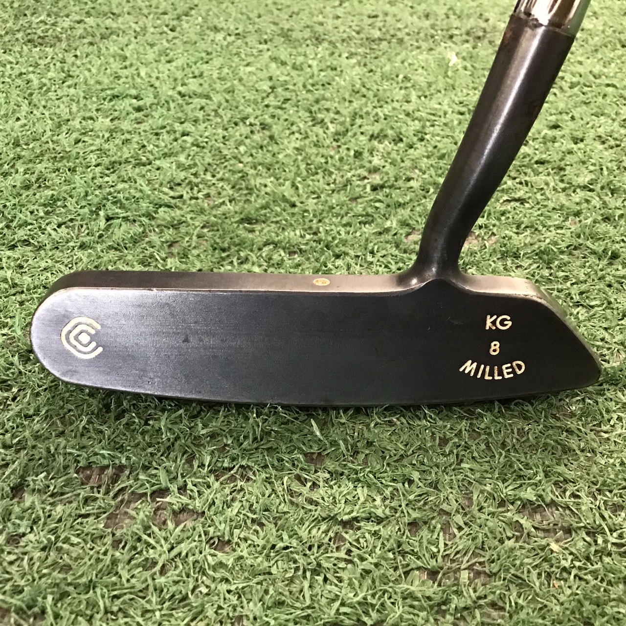 PUTTER Cleveland Classics : KG 8 MILLED ก้านเหล็ก