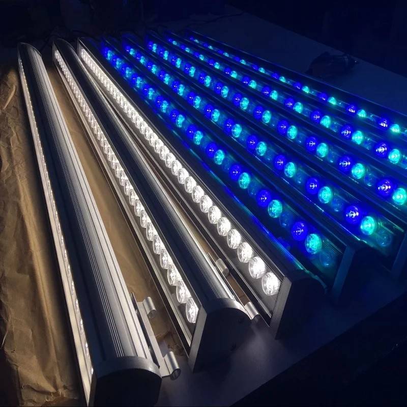 Wall Washer led ไฟย้อมตึก ไฟส่องตึก 18W 24W 36W แสง warm/ขาว/RGB เเสงสว่าง คุณภาพสูง ไฟส่องกำแพง โคมไฟส่องผนัง ไฟส่องพื้นกำแพง สำเนา