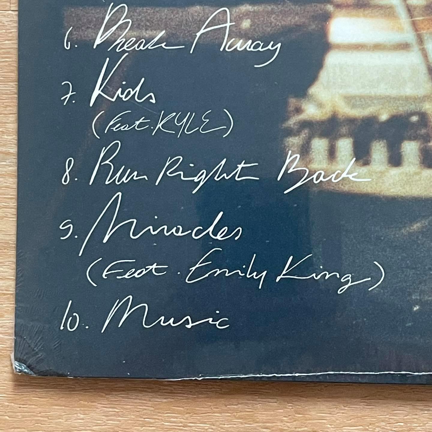 แผ่นเสียง Benny Sings – Music ,Electronic,Indie Pop, Soul แผ่นเสียงมือหนึ่ง ซีล