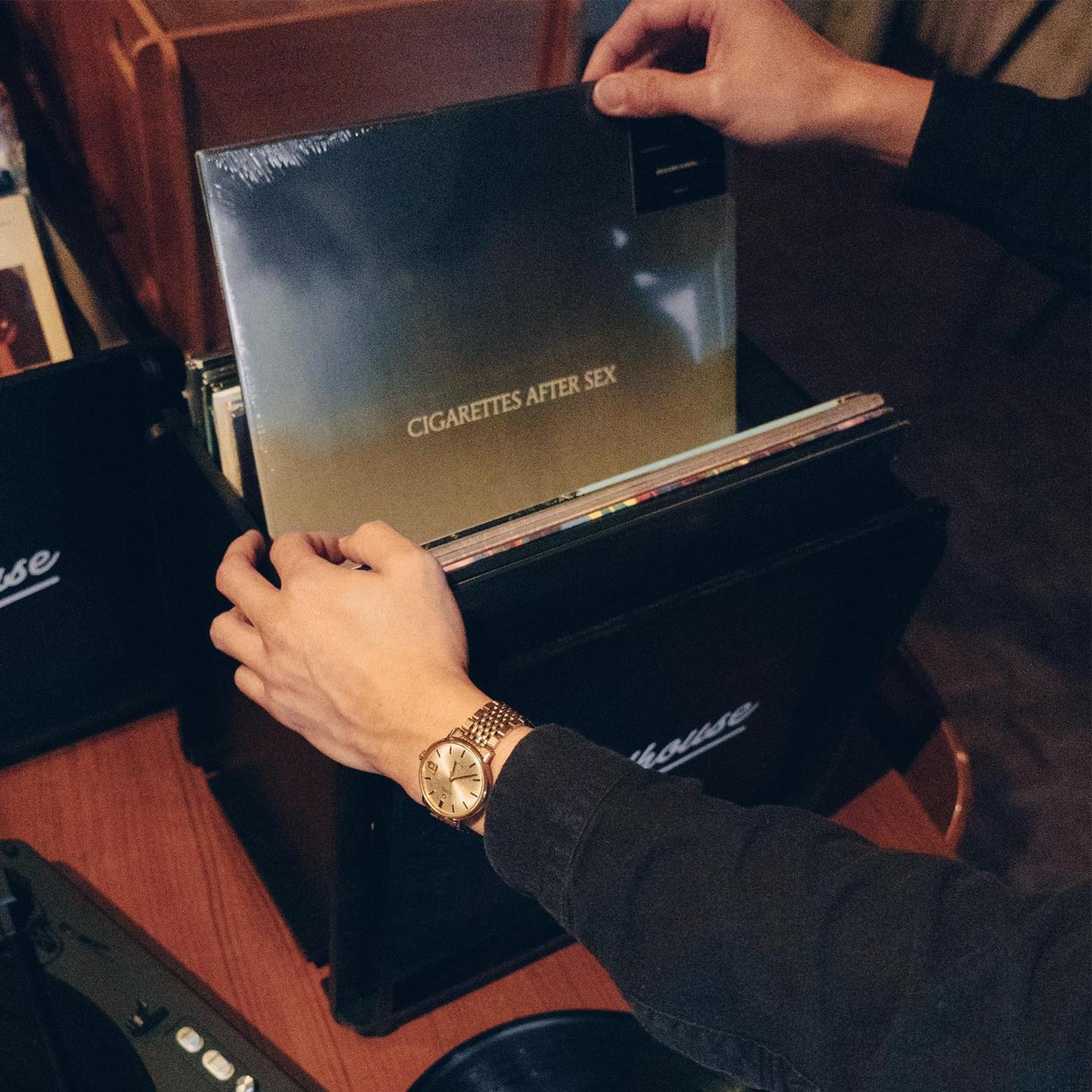 Gadhouse vinyl storage crate black (สีดำ) ลังไม้ใส่แผ่นเสียง ลังไม้เก็บแผ่นเสียง