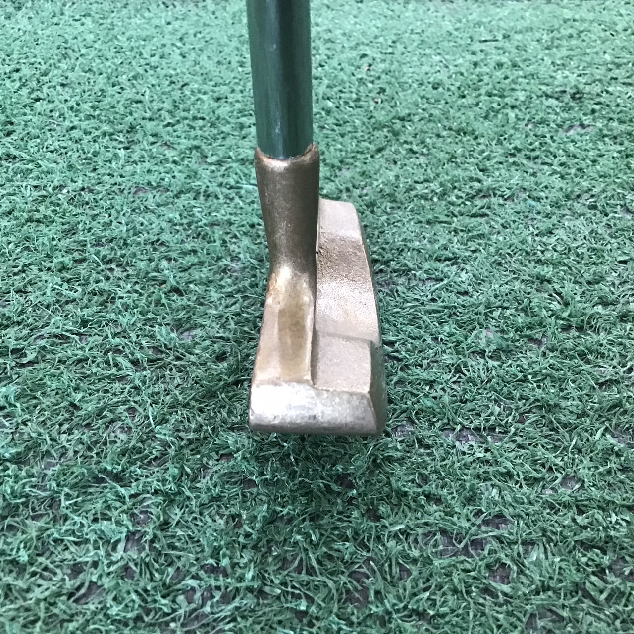 PUTTER TRUE ACTION : TA-23 ก้านเหล็ก