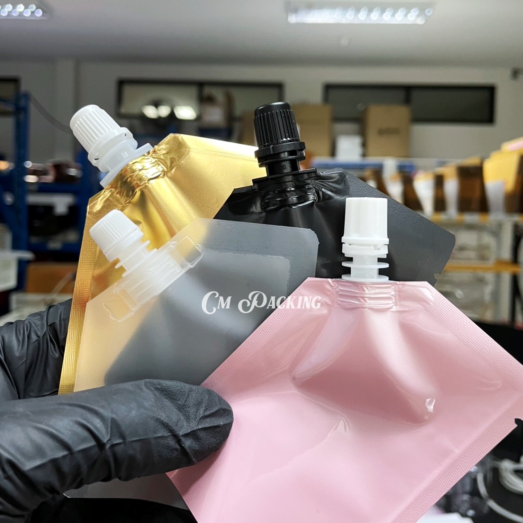 ซองซีลติดจุก ซองแบ่งครีม บรรจุทางก้นถุง (100ใบ) มีจุกให้เลือกหลายแบบ ราคาประหยัด