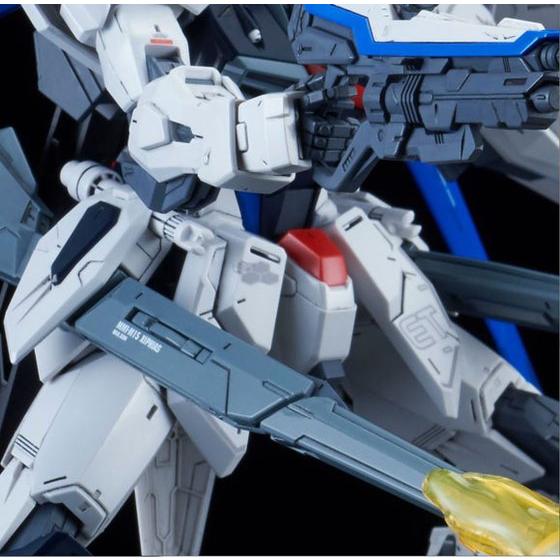 Effect set and decal for MG 1/100 Freedom Gundam 2.0