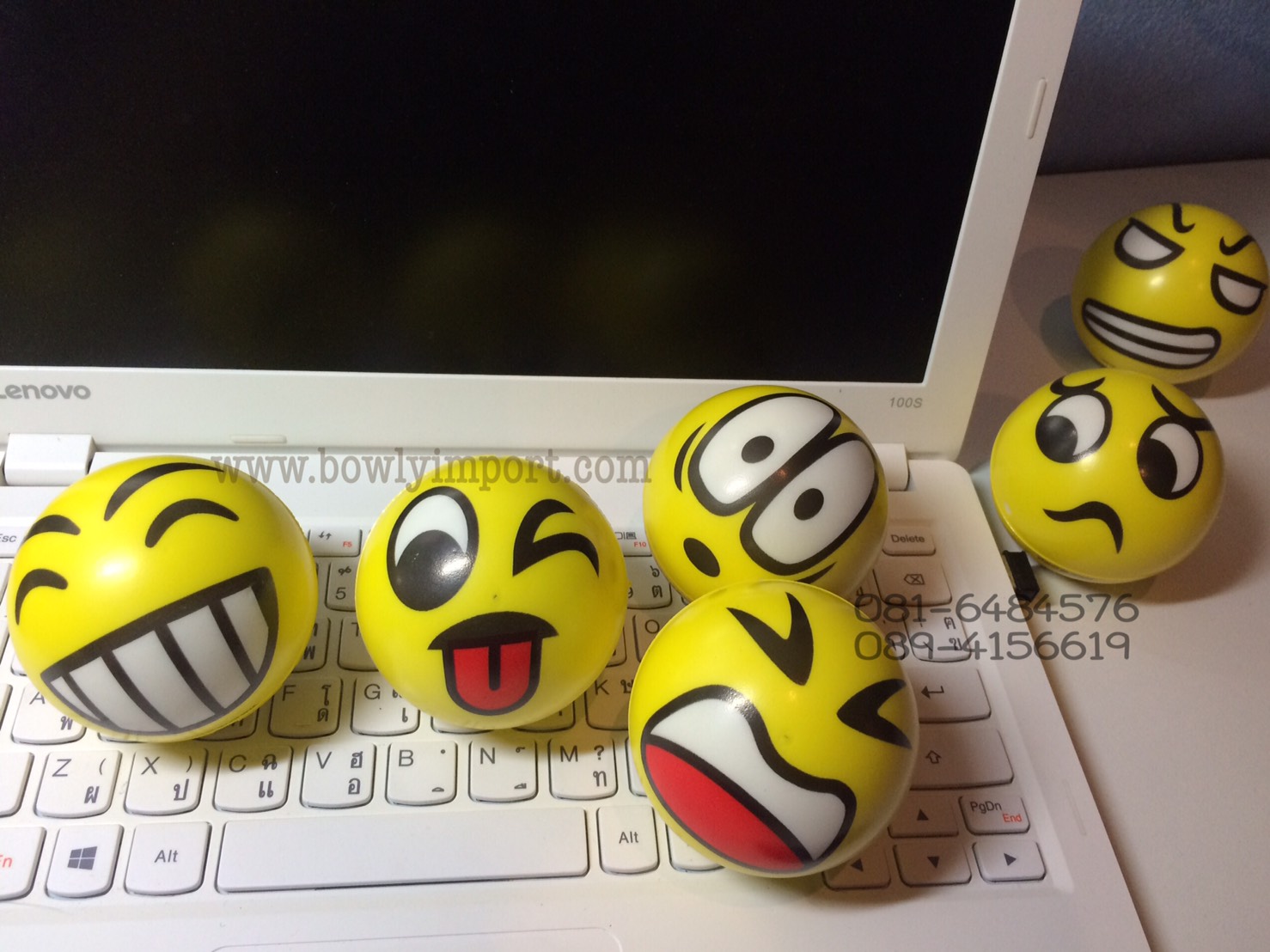 ผลิตลูกบอลบีบ บริหารมือ พร้อมโลโก้