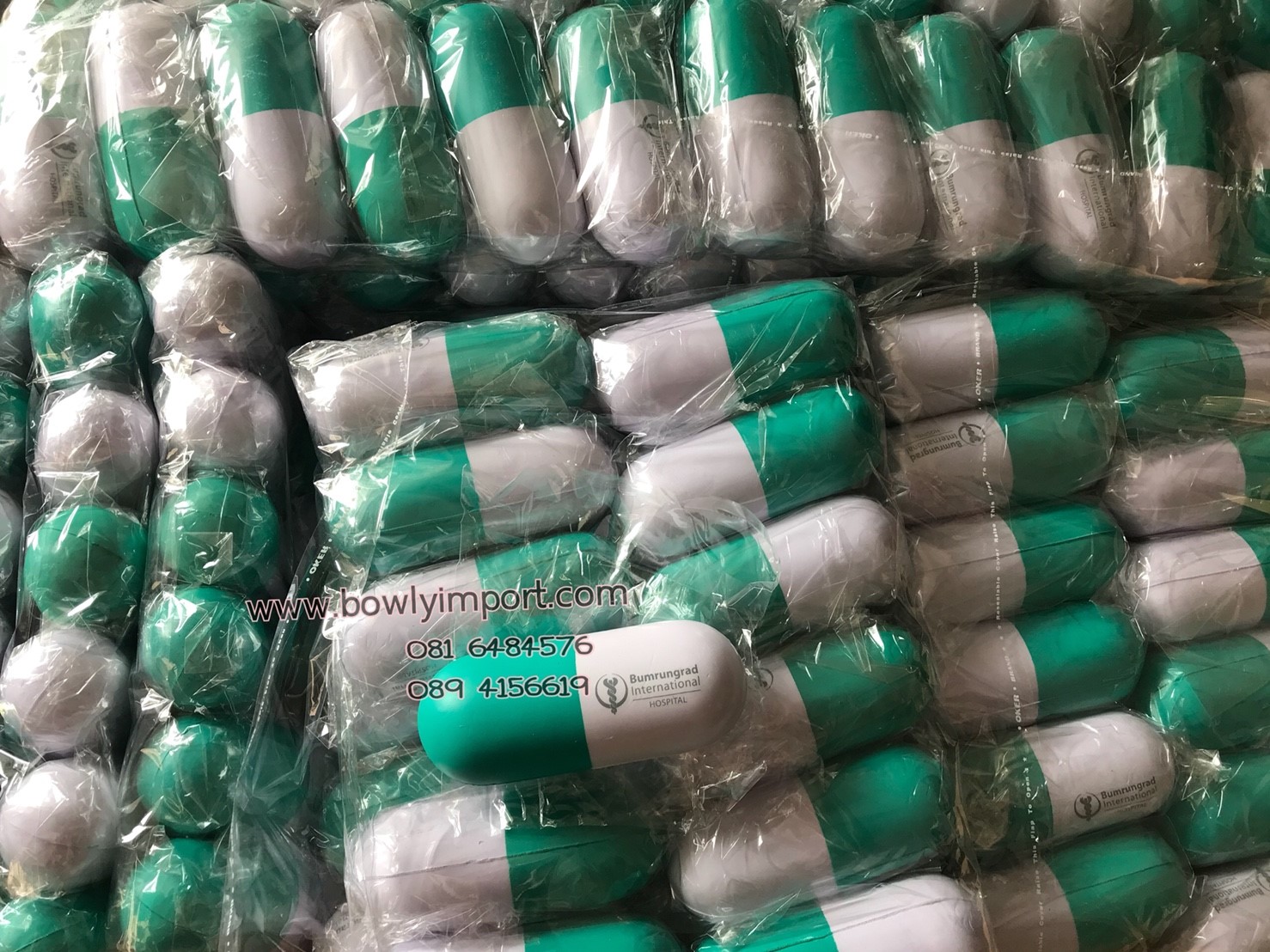 ผลิตลูกบอลบีบ บริหารมือ พร้อมโลโก้