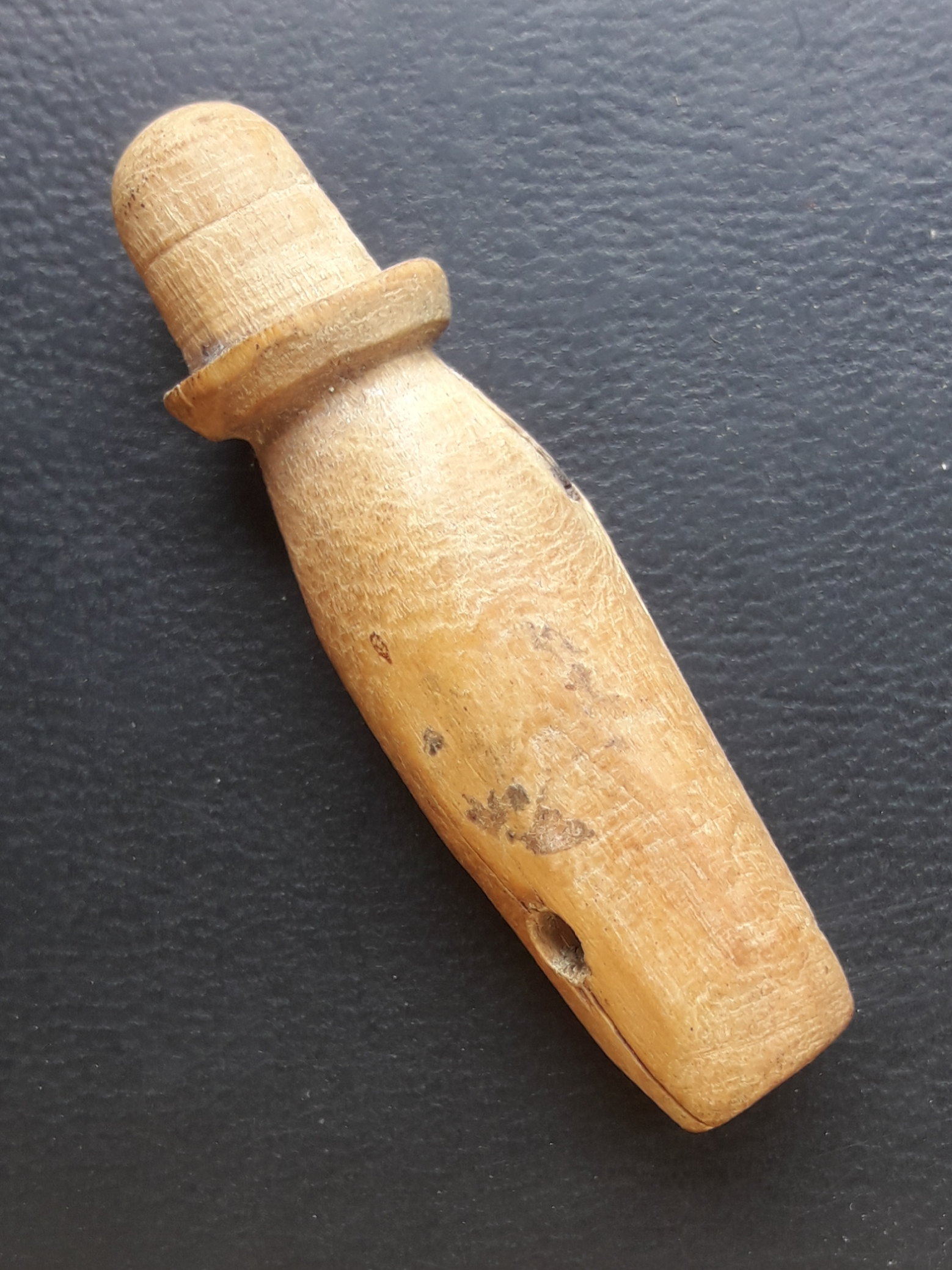 ปลัดขิก หลวงปู่เมฆ วัดลำกระดาน กรุงเทพฯ เนื้อไม้ เก่าสวยครับ