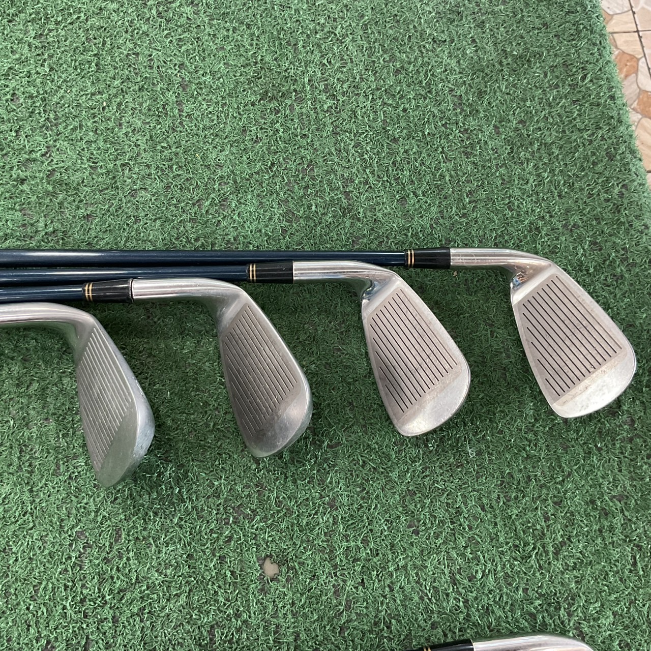 ไม้กอล์ฟ MARUMAN GOLF : GUINNESS TI-555 ก้านกราไฟร์