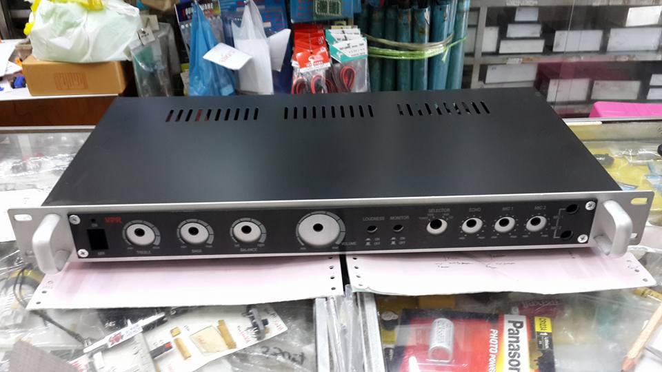 กล่องปรีแอมป์VPR กล่องปรีแอมป์อลูมิเนียมเหล็กVPR ขนาดกว้าง43cm×สูง5.5cmลึก22cmราคาตัวละ