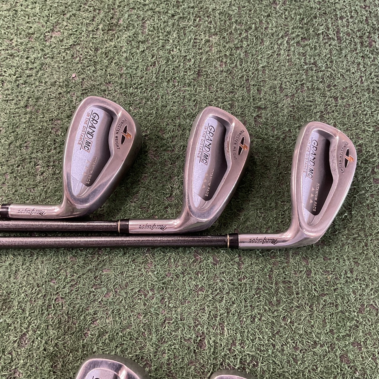 ไม้กอล์ฟ MacGregor : GRAND MC ก้านกราไฟร์