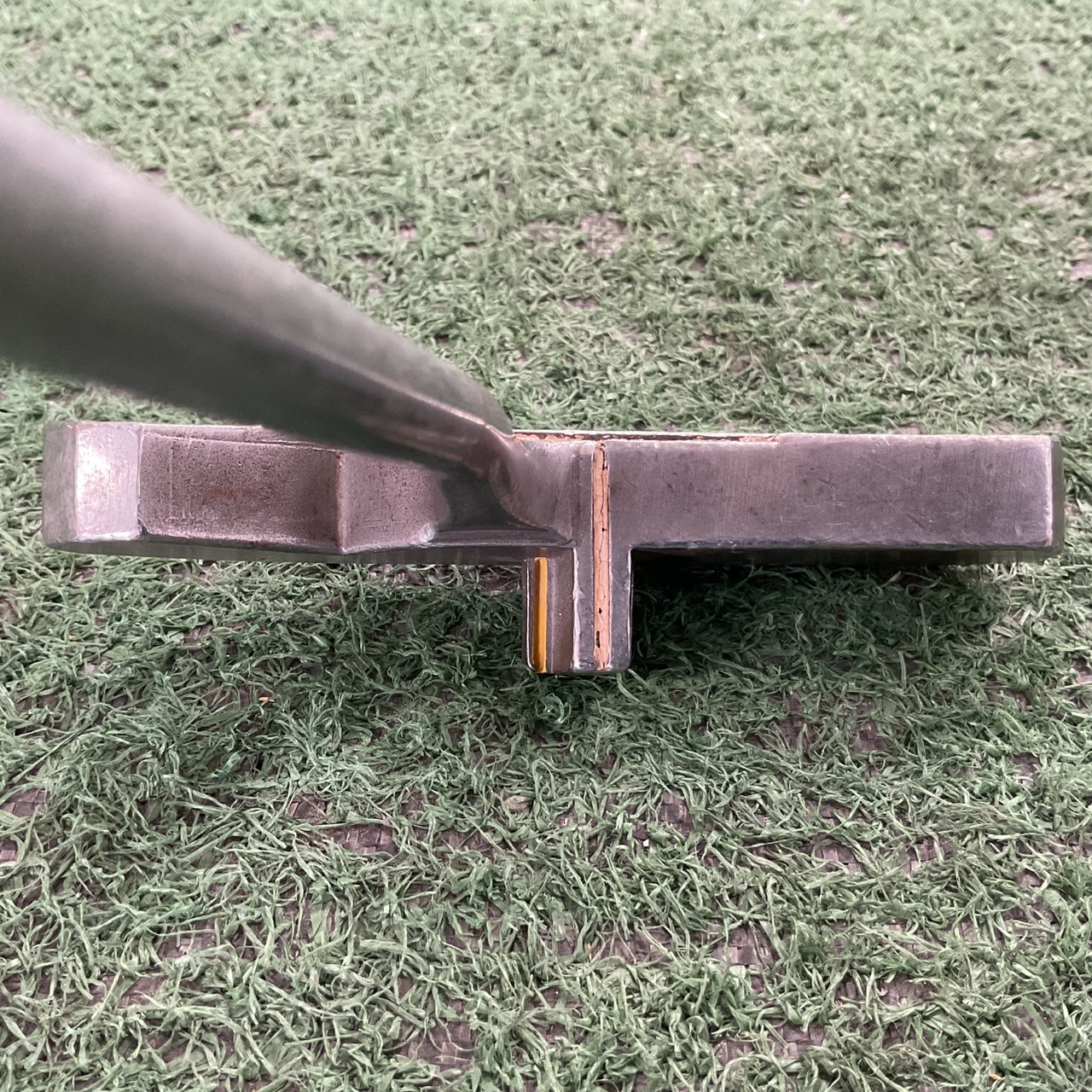PUTTER T-LINE VIII ก้านเหล็ก