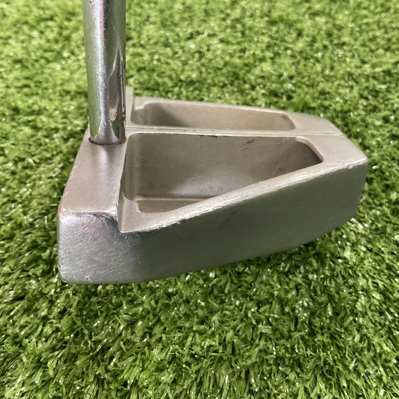 PUTTER Founders Club : NEO MALLET ML 700 ก้านเหล็ก