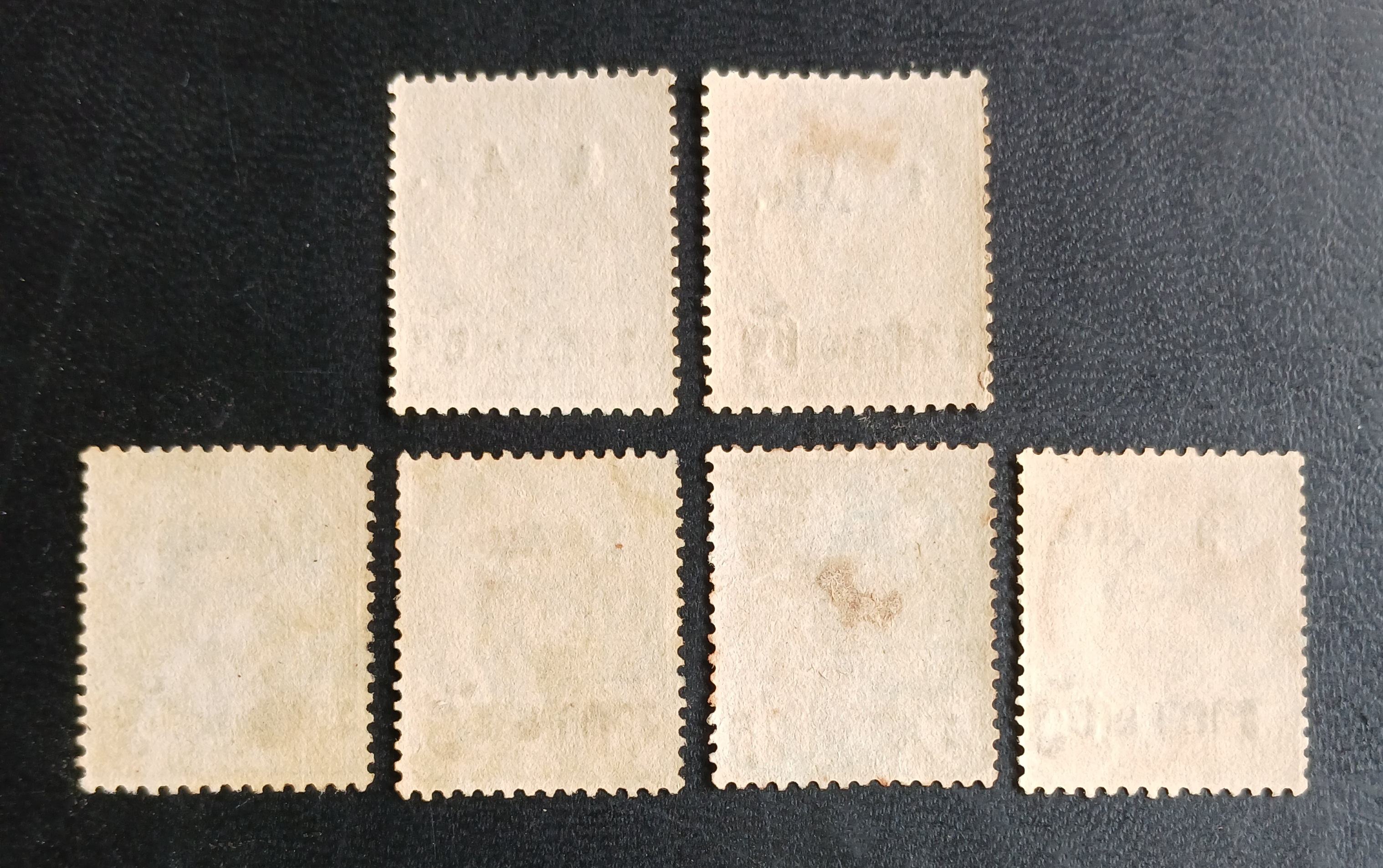 s3440-แสตมป์รัชกาลที่ 5 ดวงแก้ราคา รวม 6 ดวง (2 ดวงบนเหมือนยังไม่ใช้ ไม่มีกาว) ส่งพร้อมเม้าท์เล็กตามภาพครับ