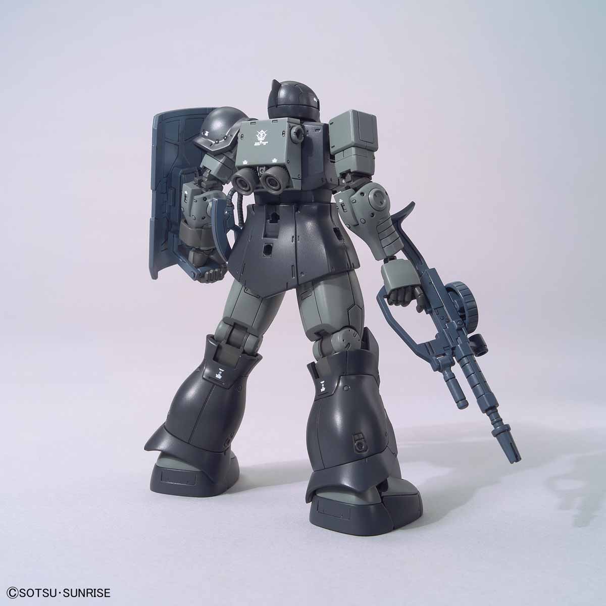 HG 1/144 ZAKU I (KYCILIA'S FORCES)
