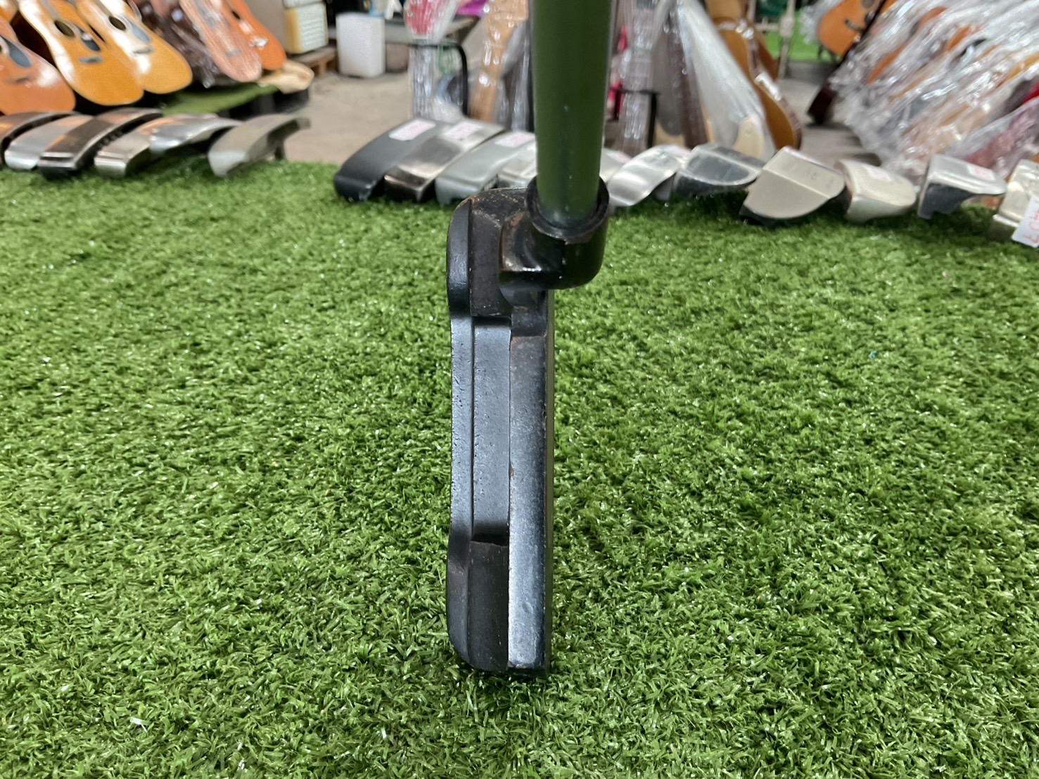 PUTTER PRO MODEL ก้านเหล็ก