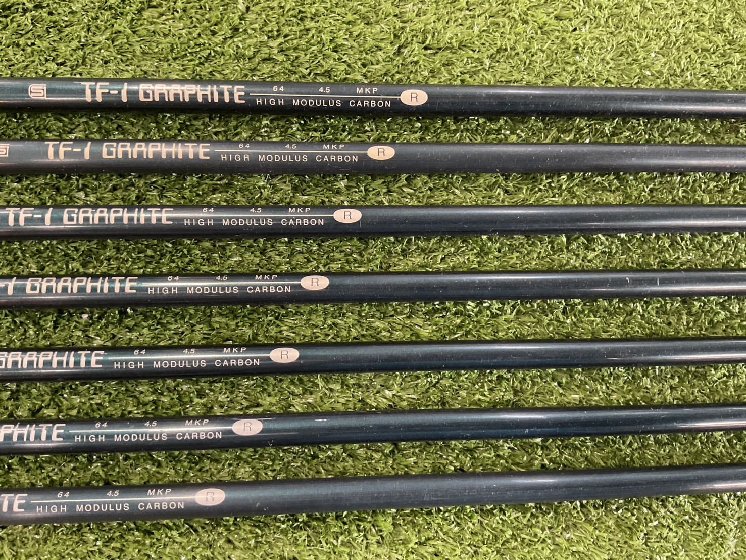ไม้กอล์ฟ UBiZ : 6-4 TITAN / TF-I GRAPHITE ก้านกราไฟร์
