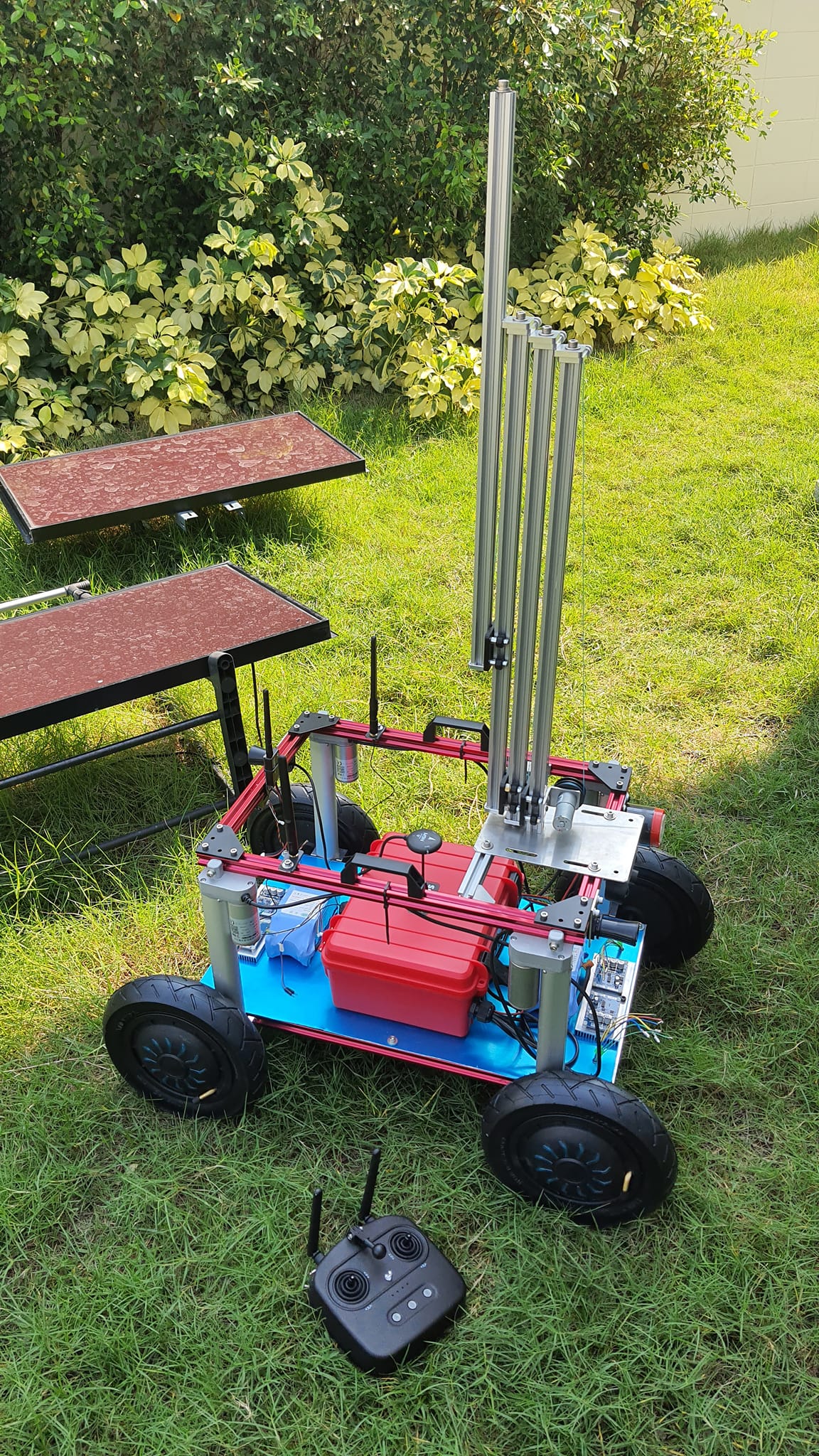 Autonomous Agricultural Robots and Farm Robots