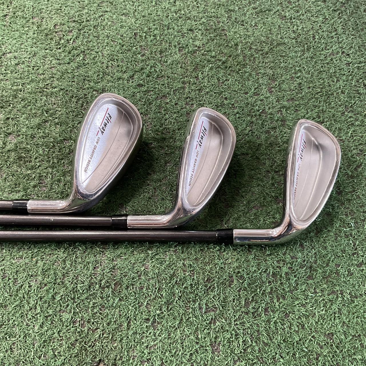 ไม้กอล์ฟ Fitway : LOW GRAVITY / 8056 ก้านกราไฟร์