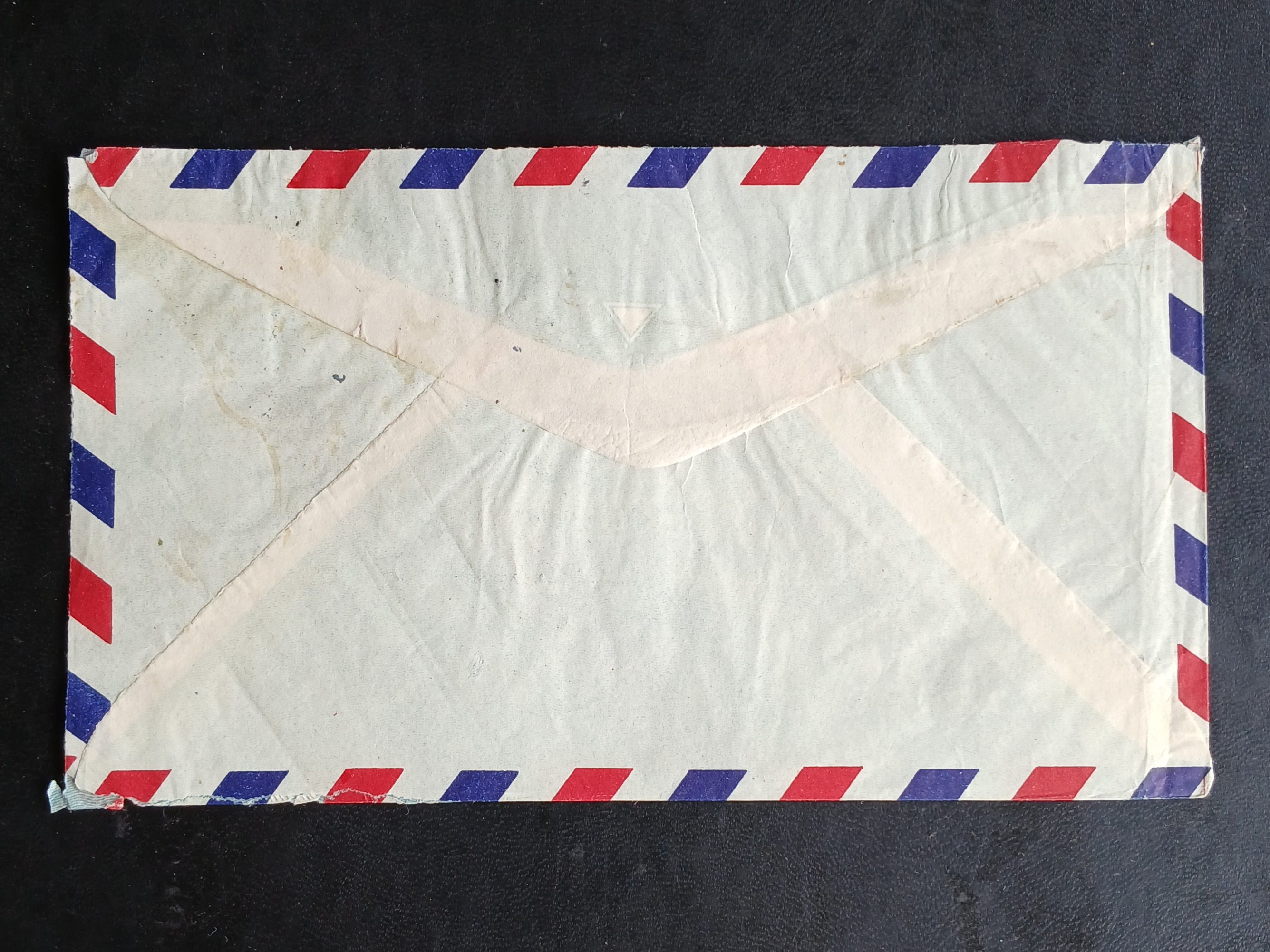 s3470-ซองจดหมายเก่า BANGKOK-Odense DENMARK ติดแสตมป์พระรูป ร.9 บรมราชาภิเษก ปี 2493, พระนเรศวร 2498 (ราคาหน้าดวง รวม 2 บาท 45 สตางค์) มีตราประทับ ไปรษณีย์กลาง 1956 พ.ศ.2499