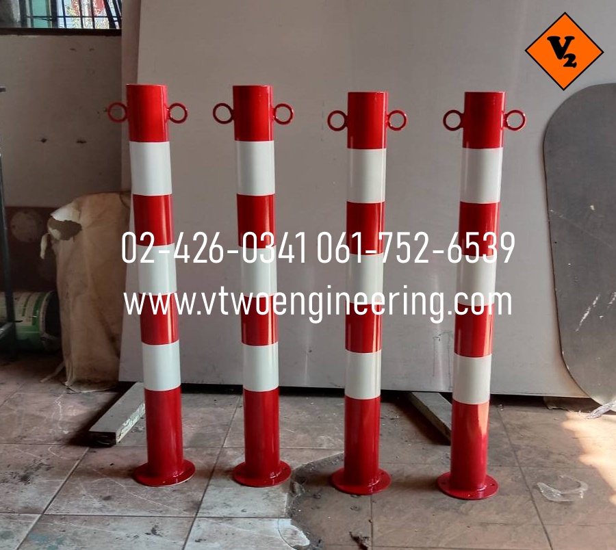 เสาเหล็ก 3 นิ้ว สูง 80 ซม. สีขาวสลับแดงพร้อมห่วงคล้องโซ่ TB00062